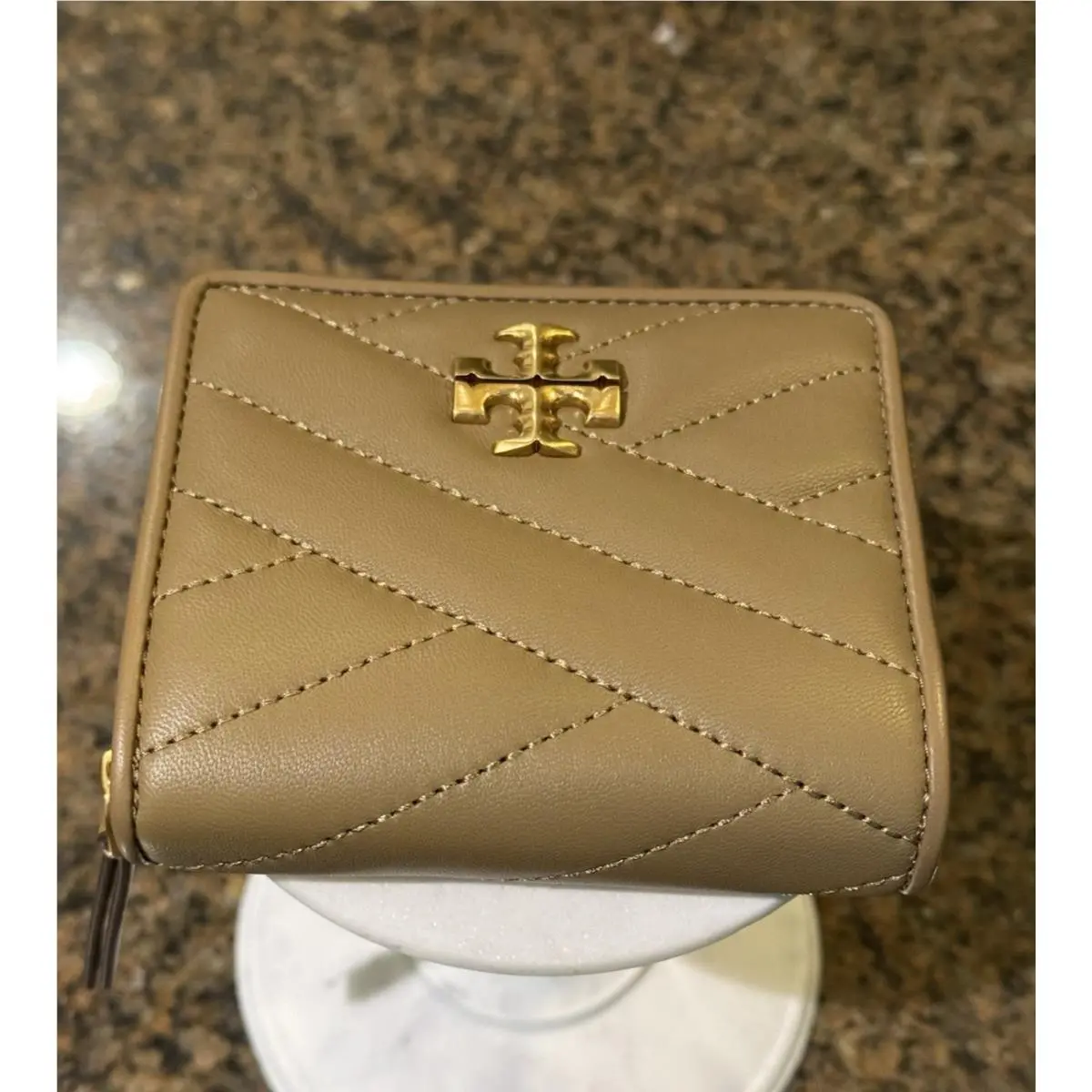 Tory Burch Kira Chevron Bi-fold Leather Wallet - Sandpiper - 90344