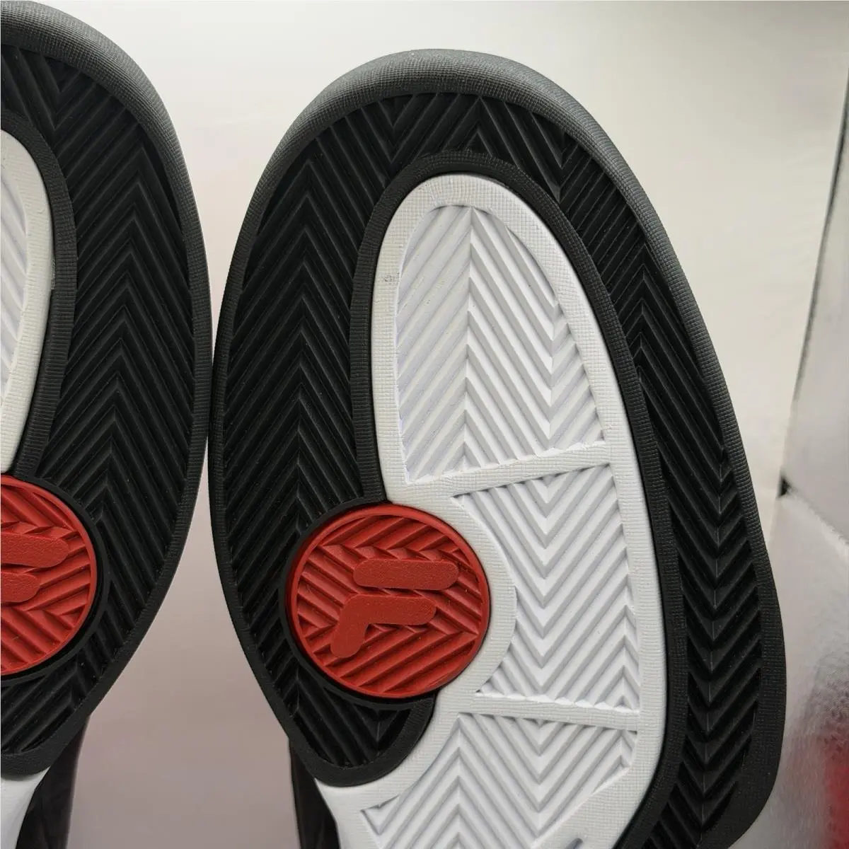 Fila shoes - FILA Activisor Viz - Activisor Viz - 1BM01378-602 - Red Black White 9