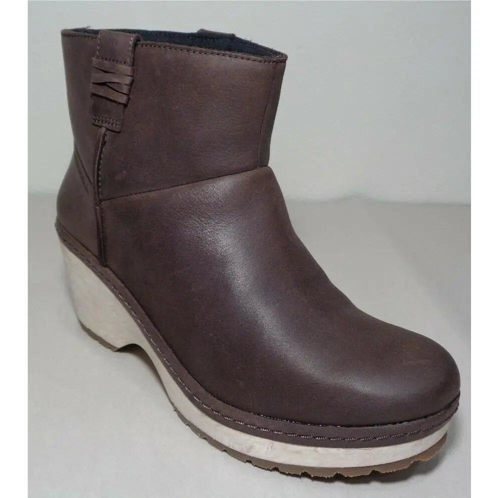 Merrell shoes - Brown (UPC: 194713129629) 1