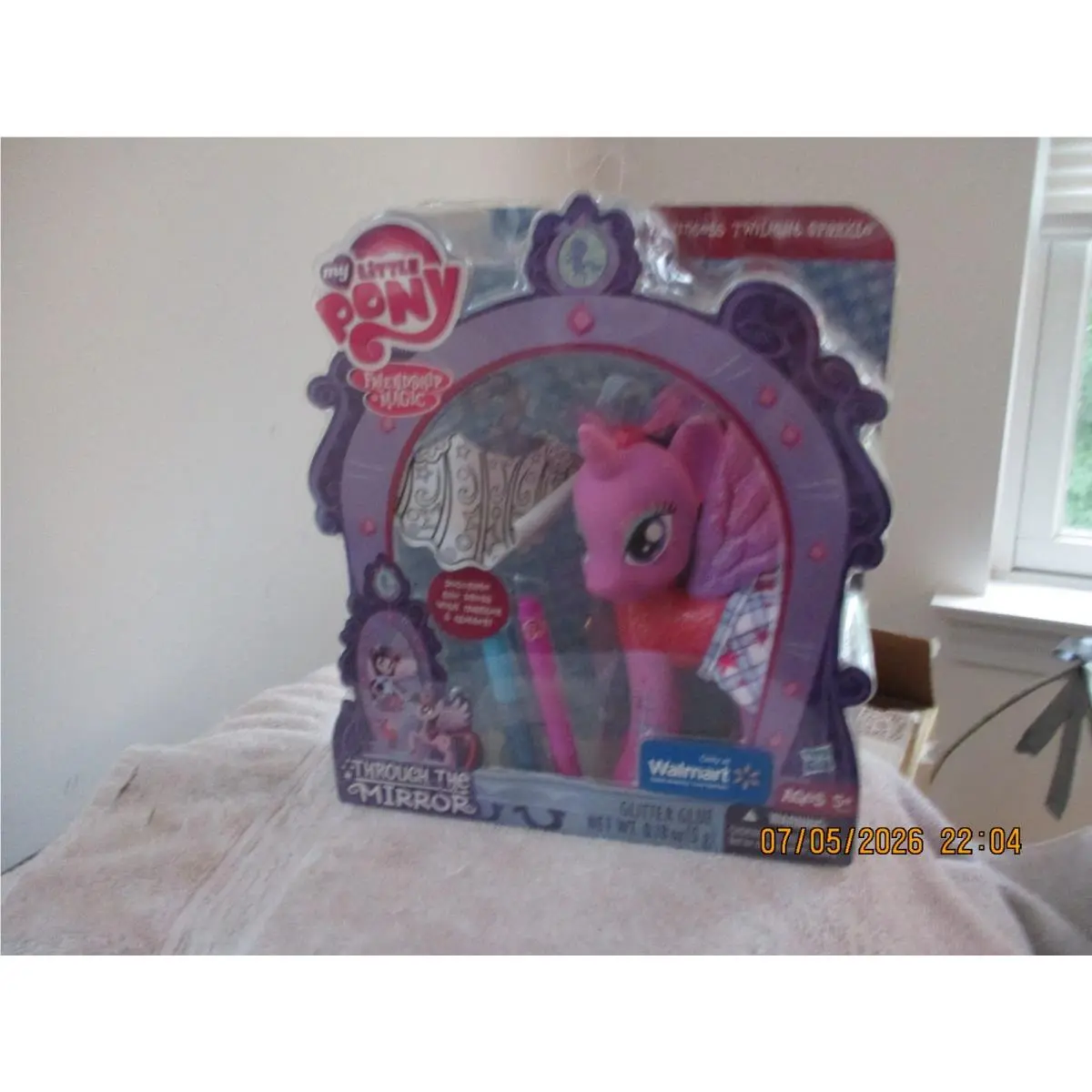 MY Little Pony Through The Mirror Glitter Glue Only AT Walmart 2013 5+