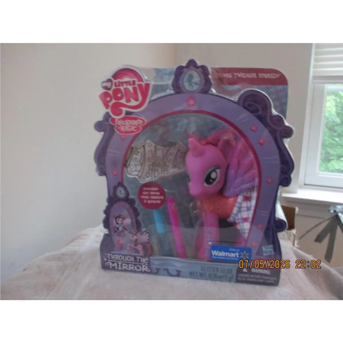 MY Little Pony Through The Mirror Glitter Glue Only AT Walmart 2013 5+