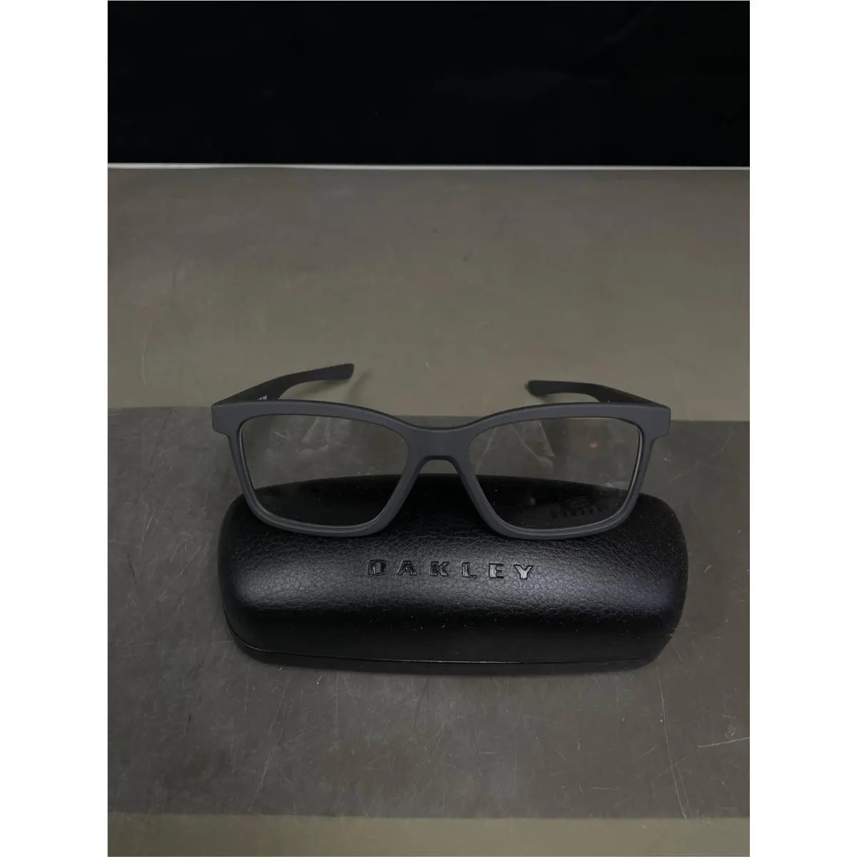 Oakley Unisex Satin Pavement - Demo Lense 4