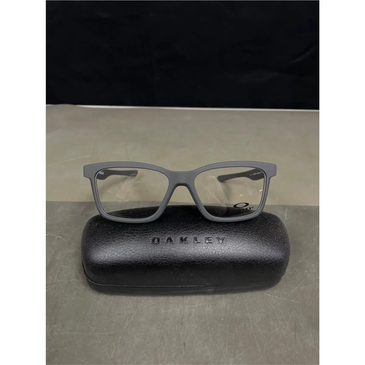 Oakley Unisex Satin Pavement - Demo Lense 1
