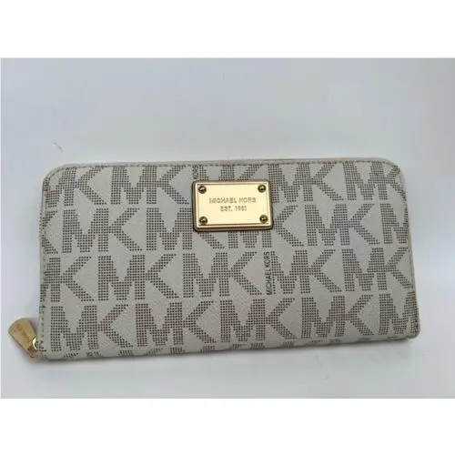 Kors Jet Set Item Signature Travel Wallet - Vanilla