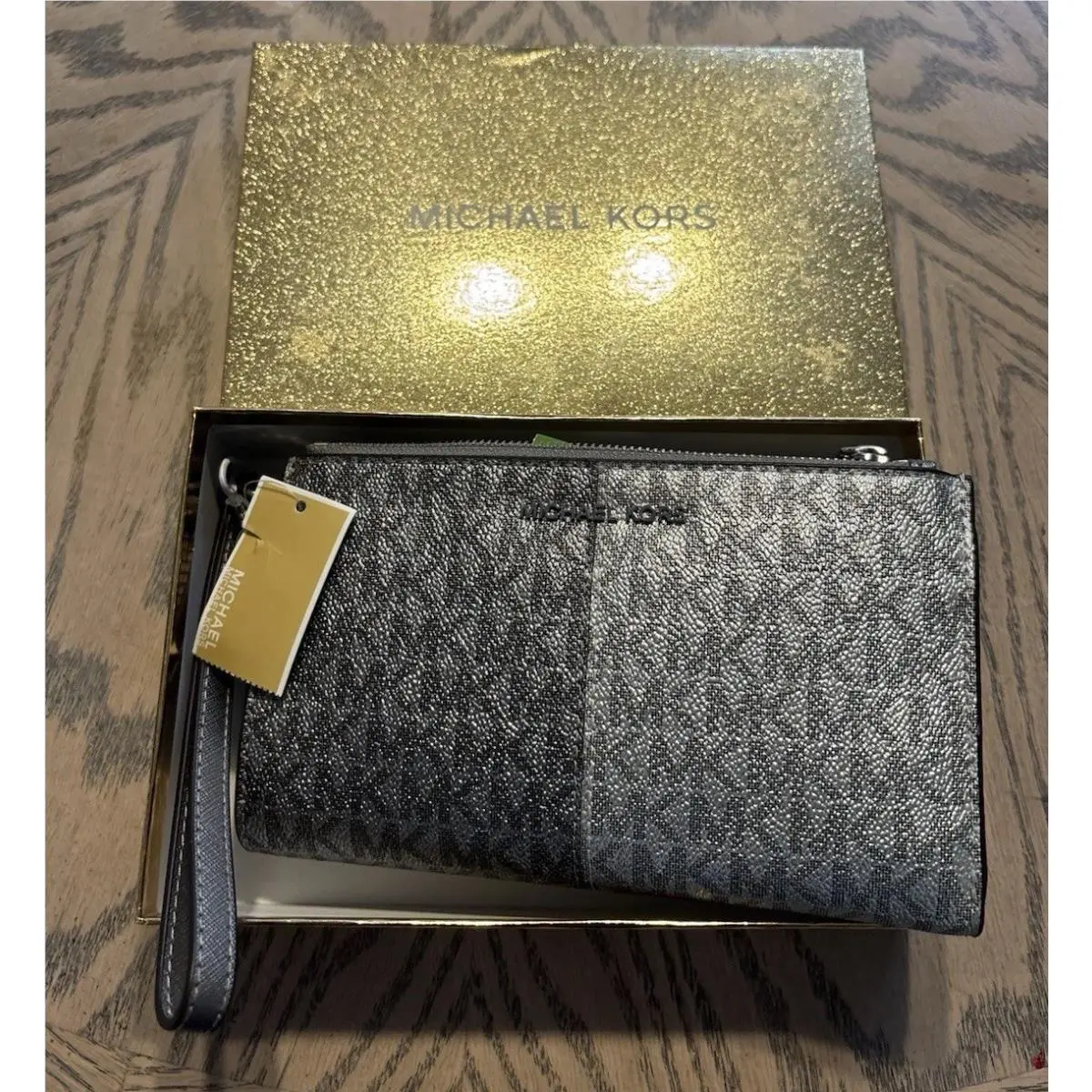 Michael Kors MK Wristlet Wallet Black Silver Logo Zip Clutch Wrist Strap