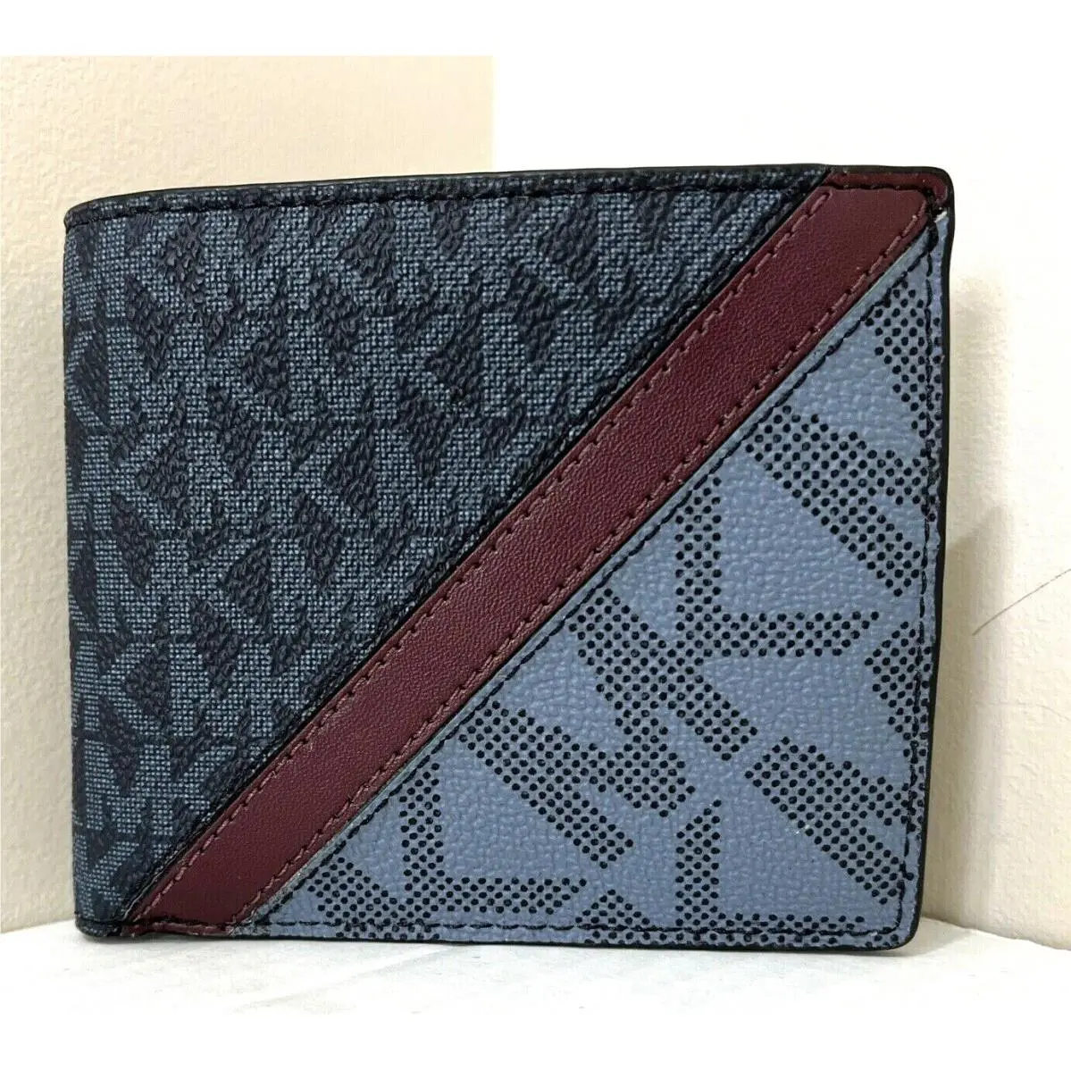 Michael Kors Cooper Men`s Billfold Wallet Admiral / Denim Multi