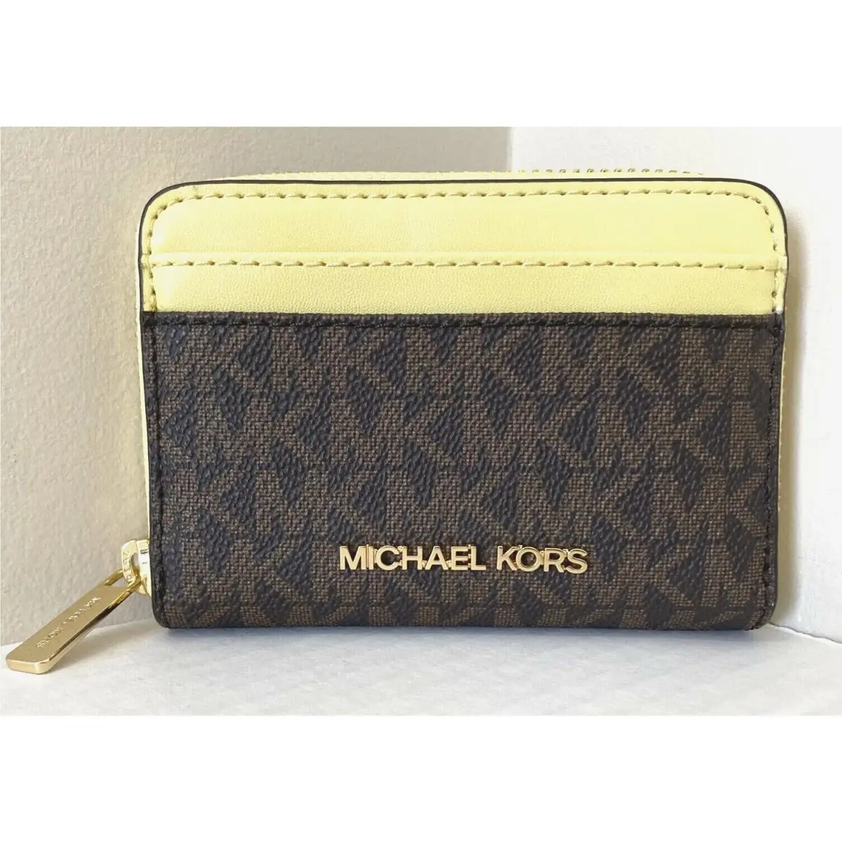 Michael Kors Jet Set Travel Medium Card Case Wallet Brown / Buttercup