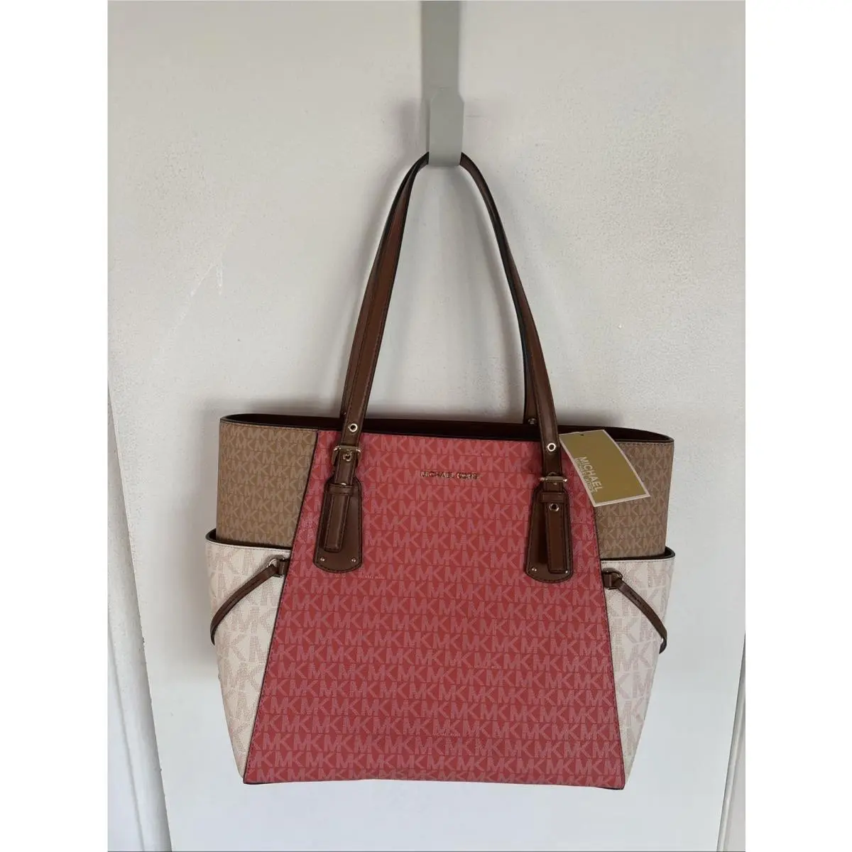 Michael Kors EW Tote – Geranium Multi