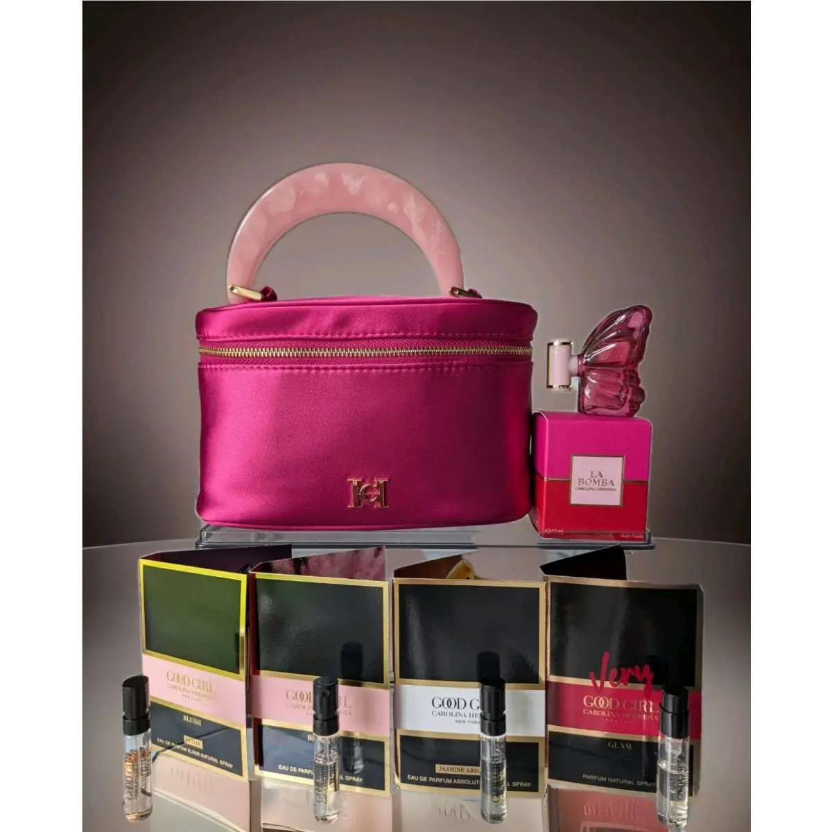 Carolina Herrera La Bomba Fuschia Train Makeup Vanity Case Cosmetic Bag Lot of 6