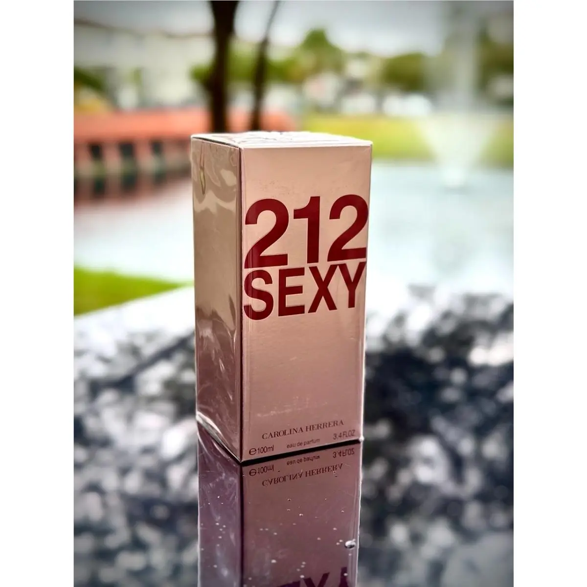 Carolina Herrera 212 Sexy 3.4 fl oz Women`s Eau de Parfum