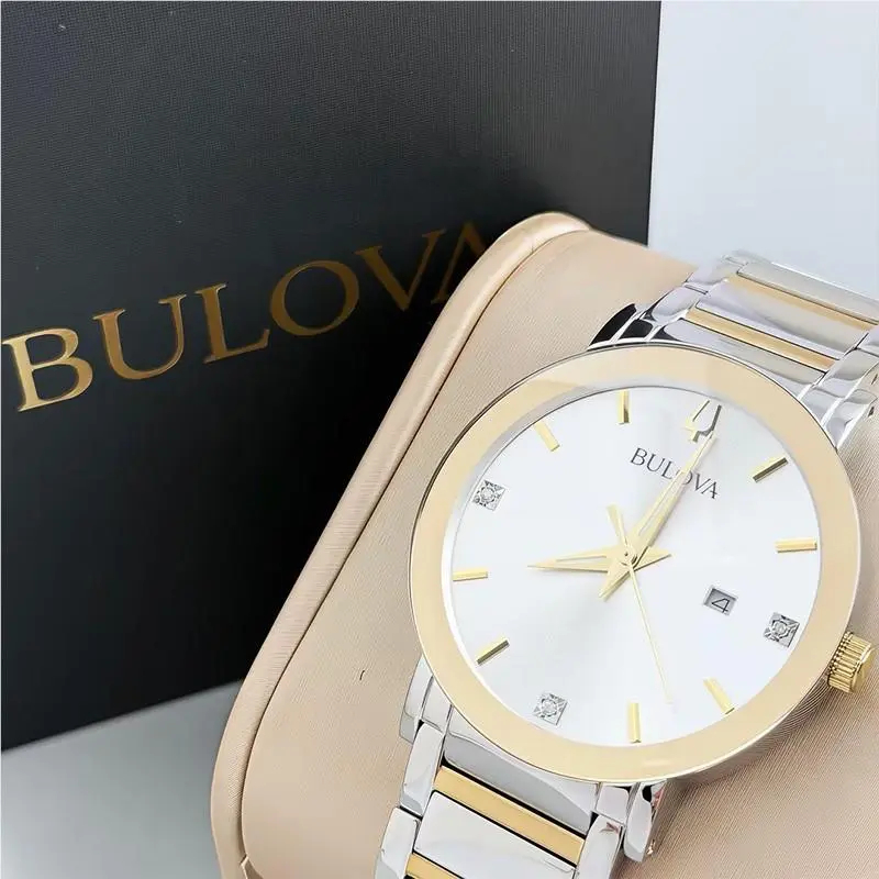 Bulova Futuro Modern 98D151 Silver Dial Stainless Calendar Men`s Quartz Watch