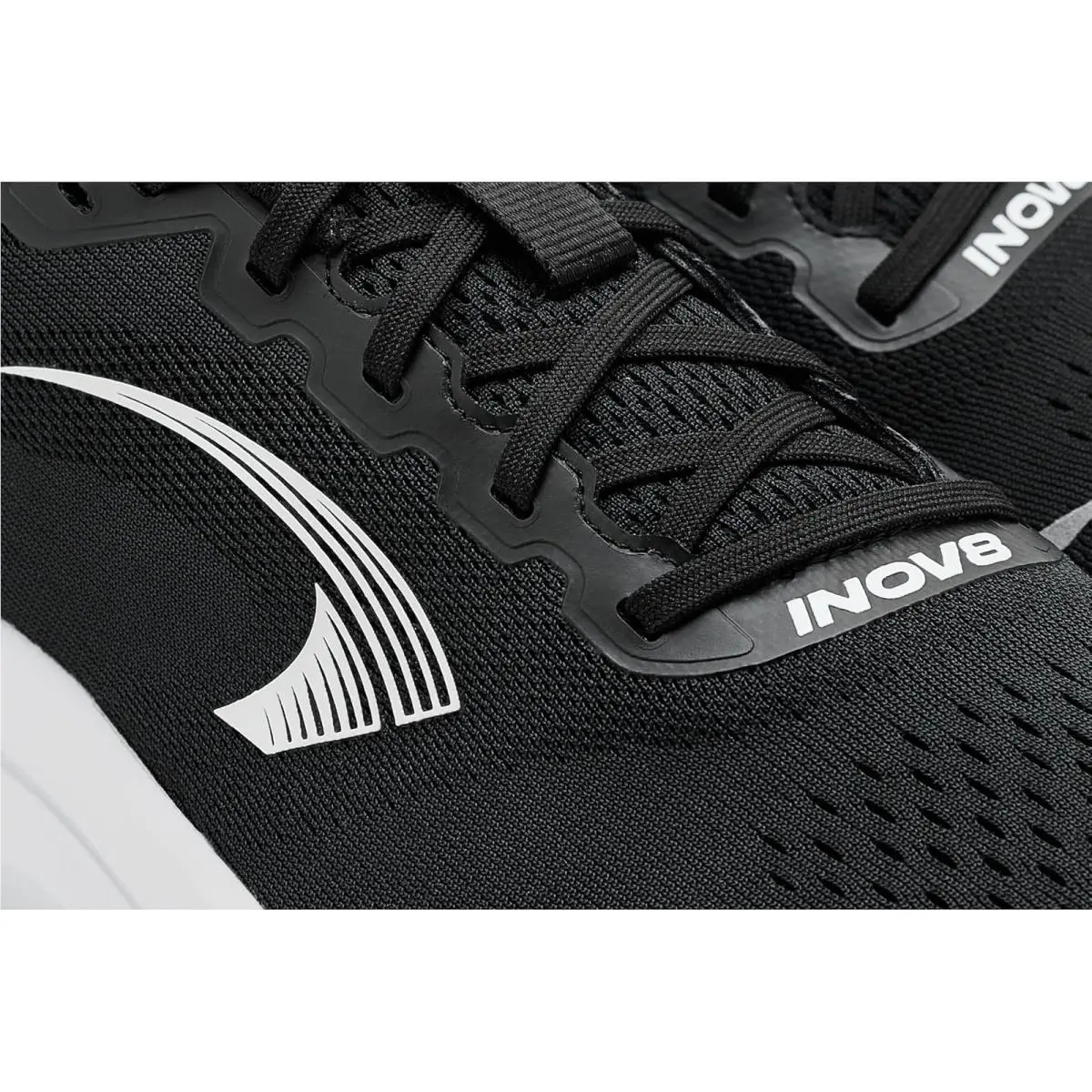 inov-8 shoes - Black/White 4