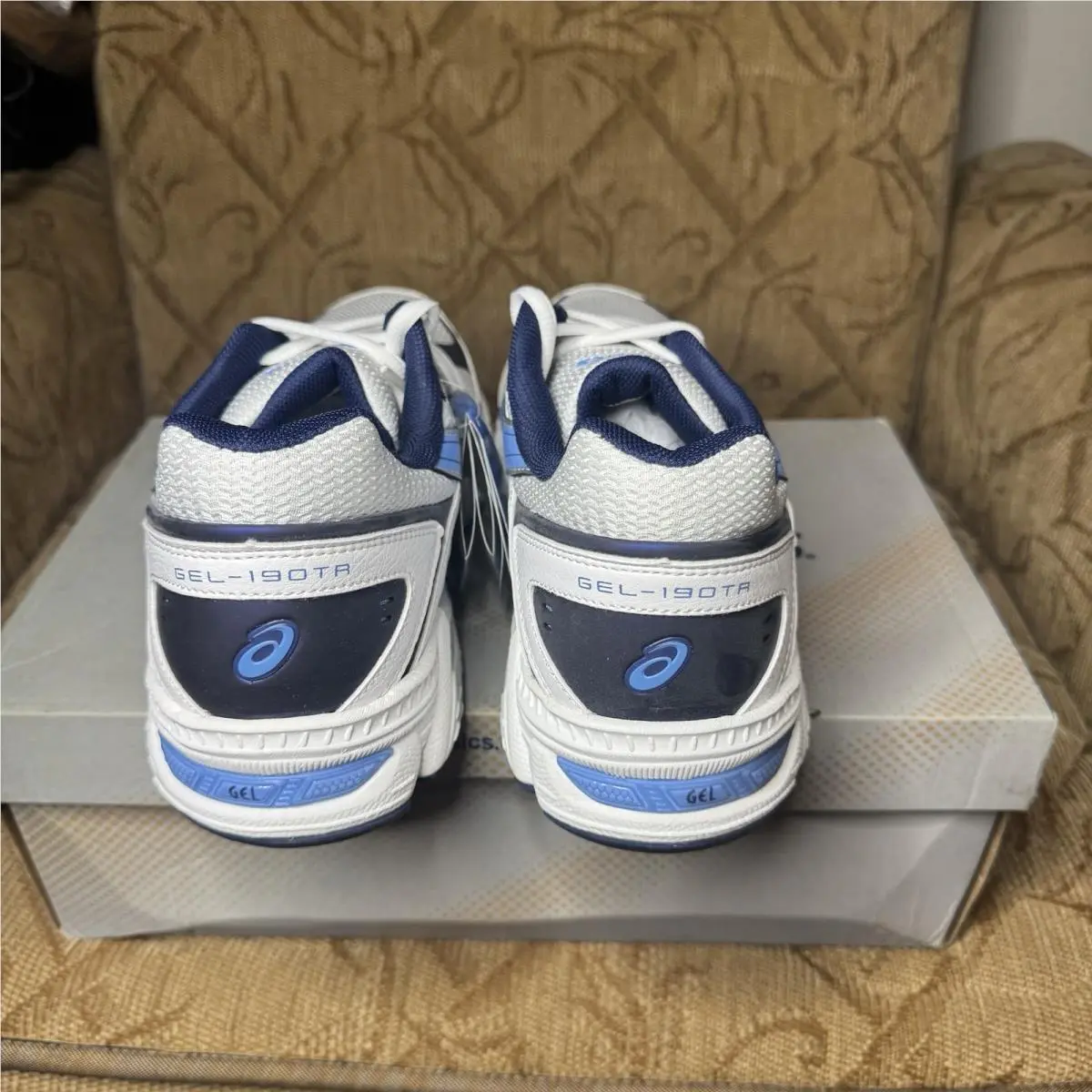 Asics shoes - White 3