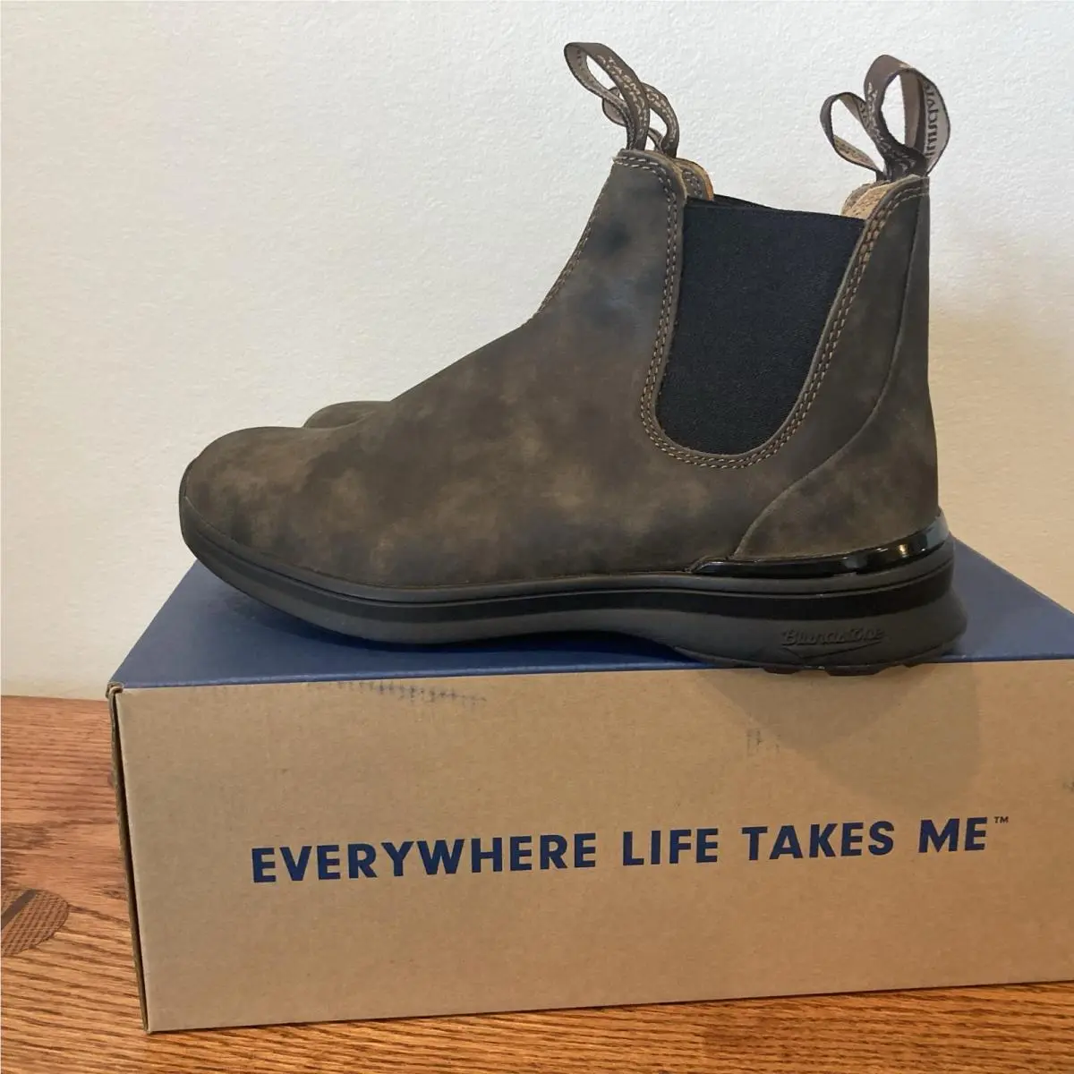 Blundstone shoes - Brown 1