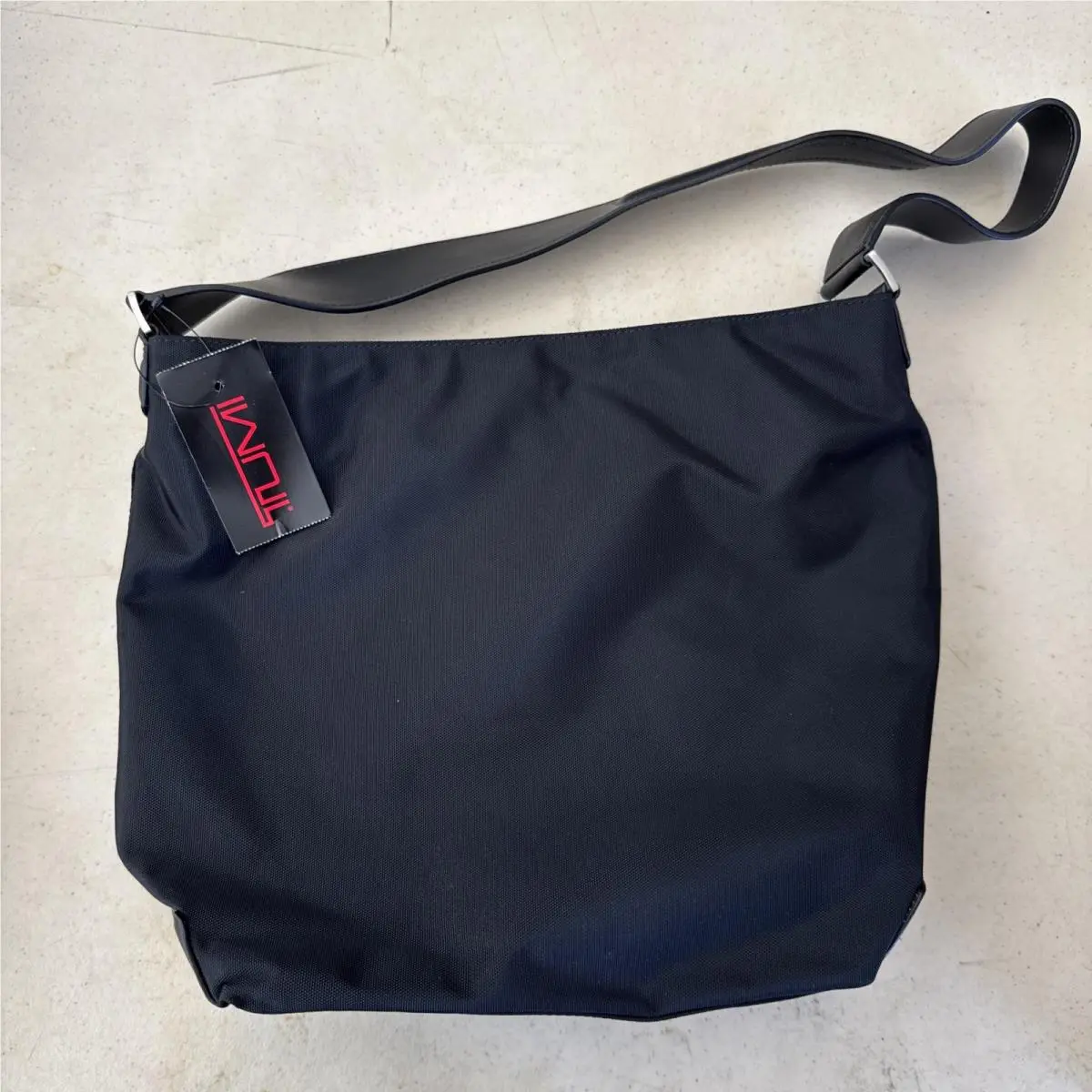 Tumi Black Nylon Leather Trim Shoulder Bag Hobo Tote Medium Bucket