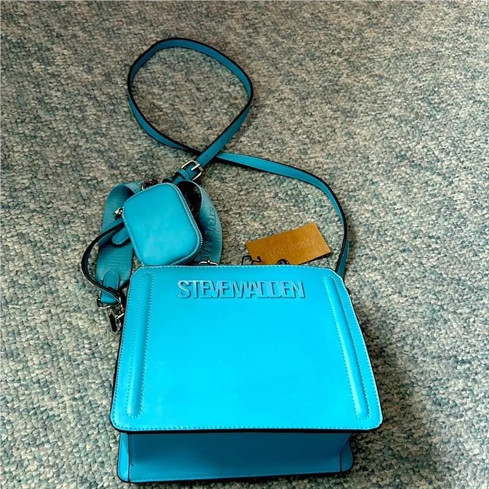 Steve Madden Malibu Blue Tiktok Sensation Bag. 2 Compartment 3 Straps