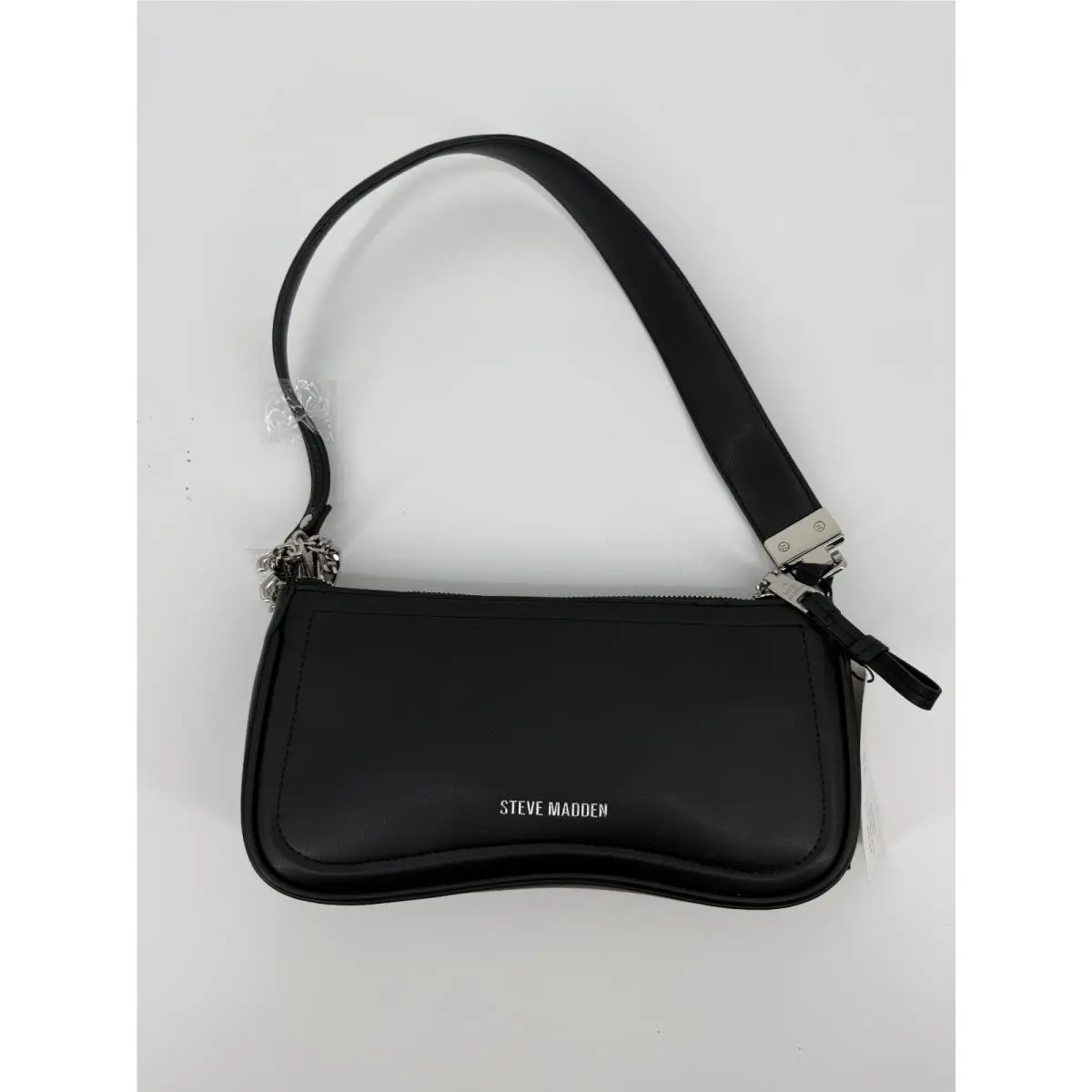Steve Madden Women`s Bangel Shoulder Bag with Silver Chain Strap Black
