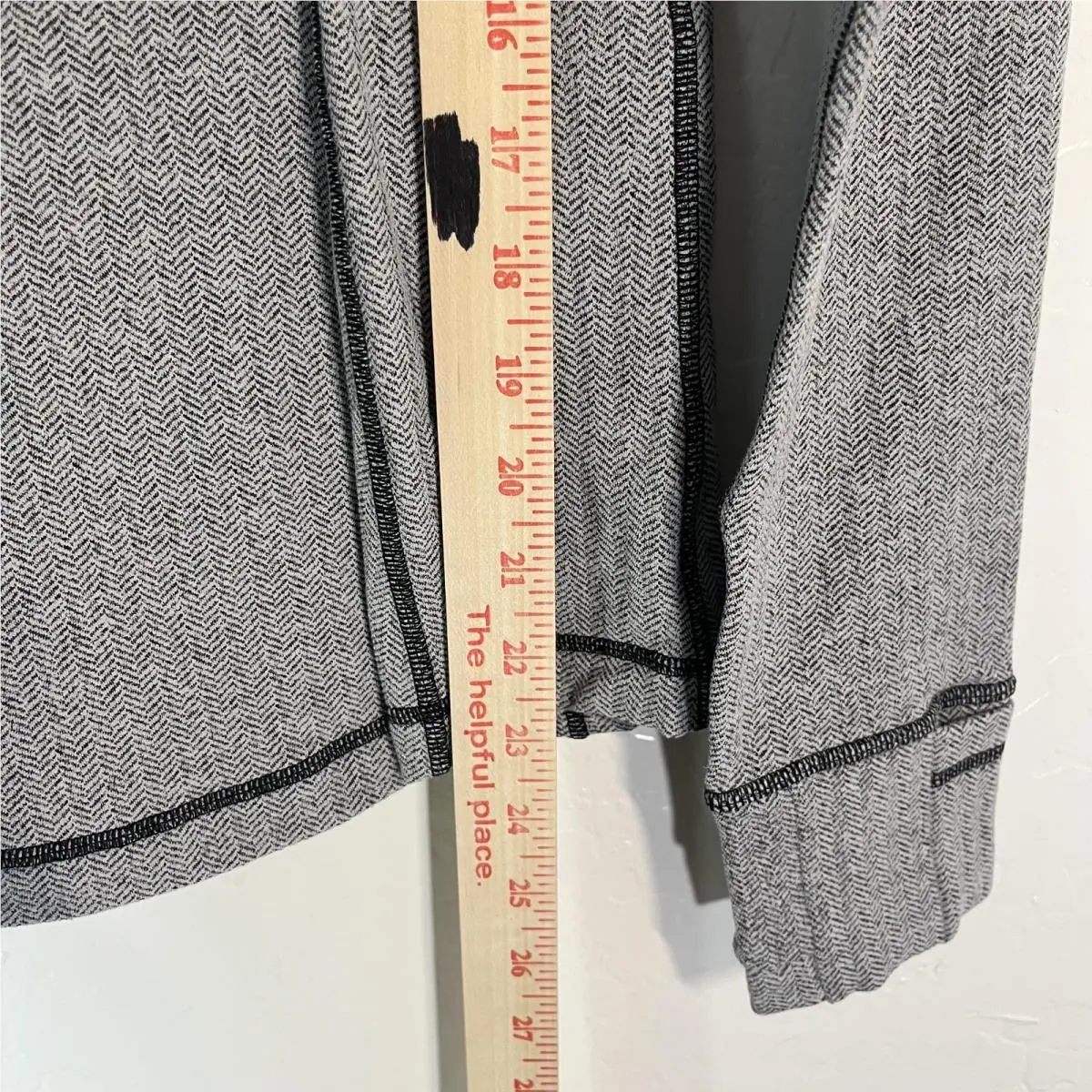 Lululemon clothing - Gray 8