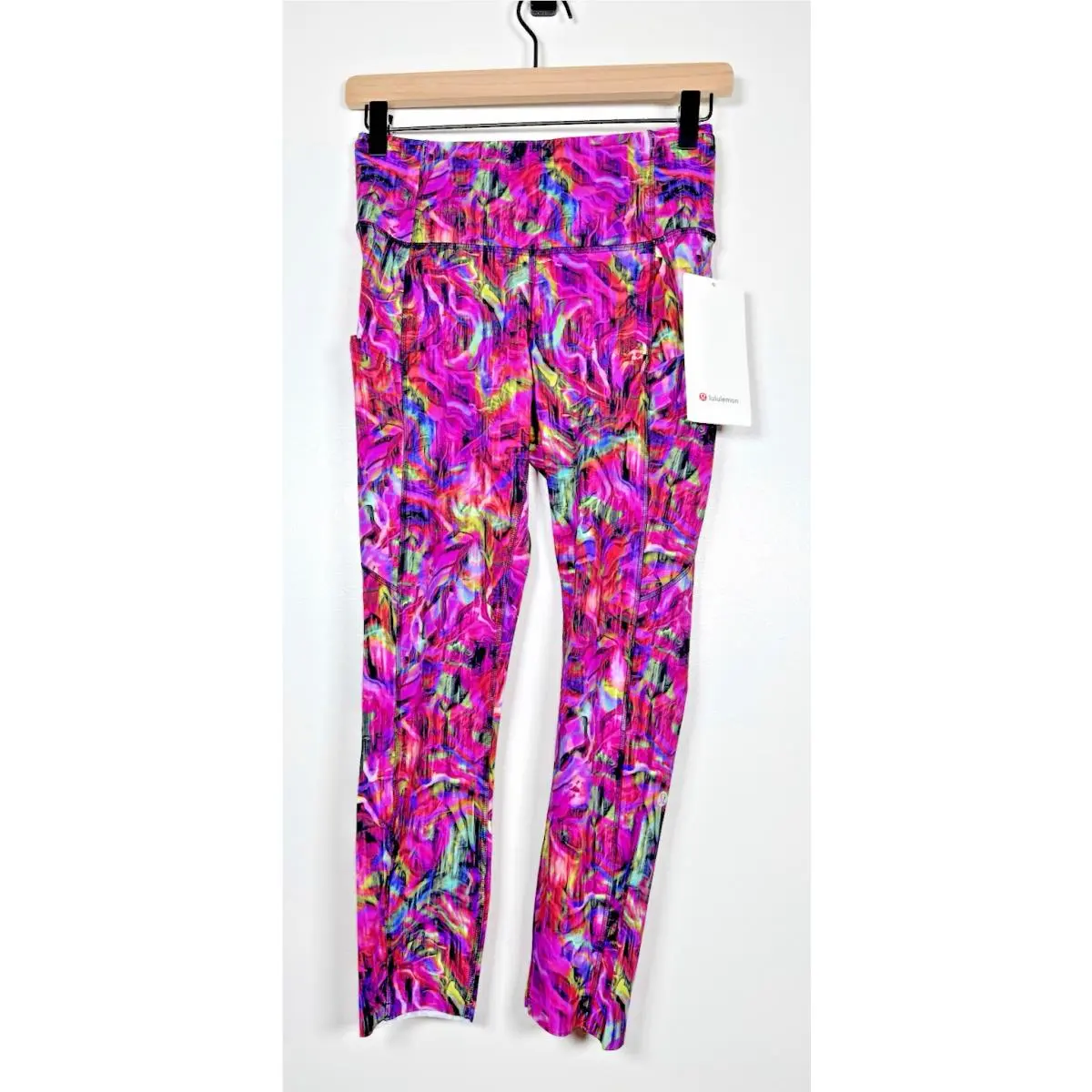 Lululemon clothing - Pink 1