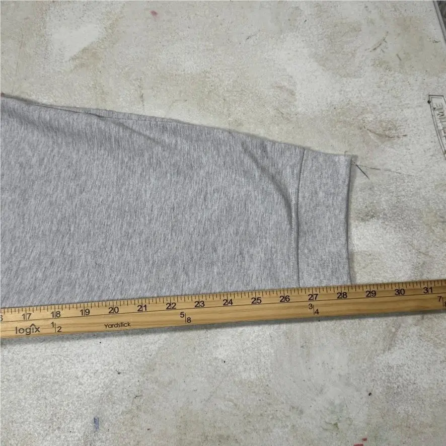 Lululemon clothing - Gray 9