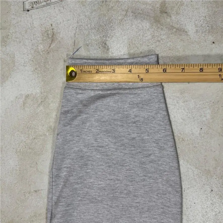 Lululemon clothing - Gray 10