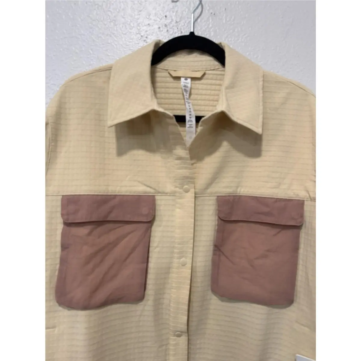 Lululemon clothing - Beige 1