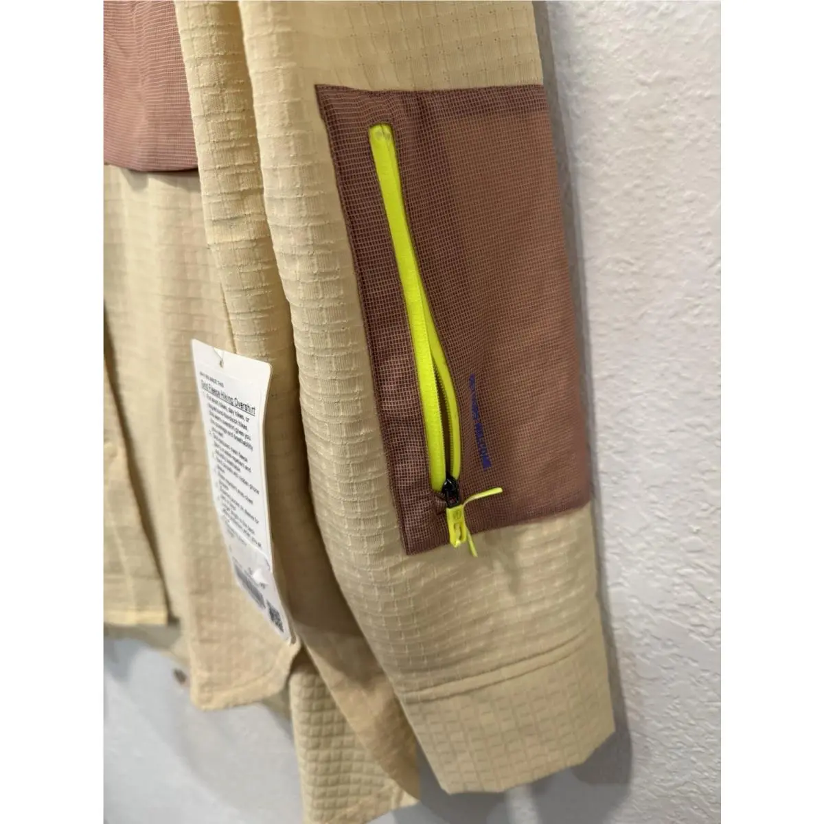 Lululemon clothing - Beige 2
