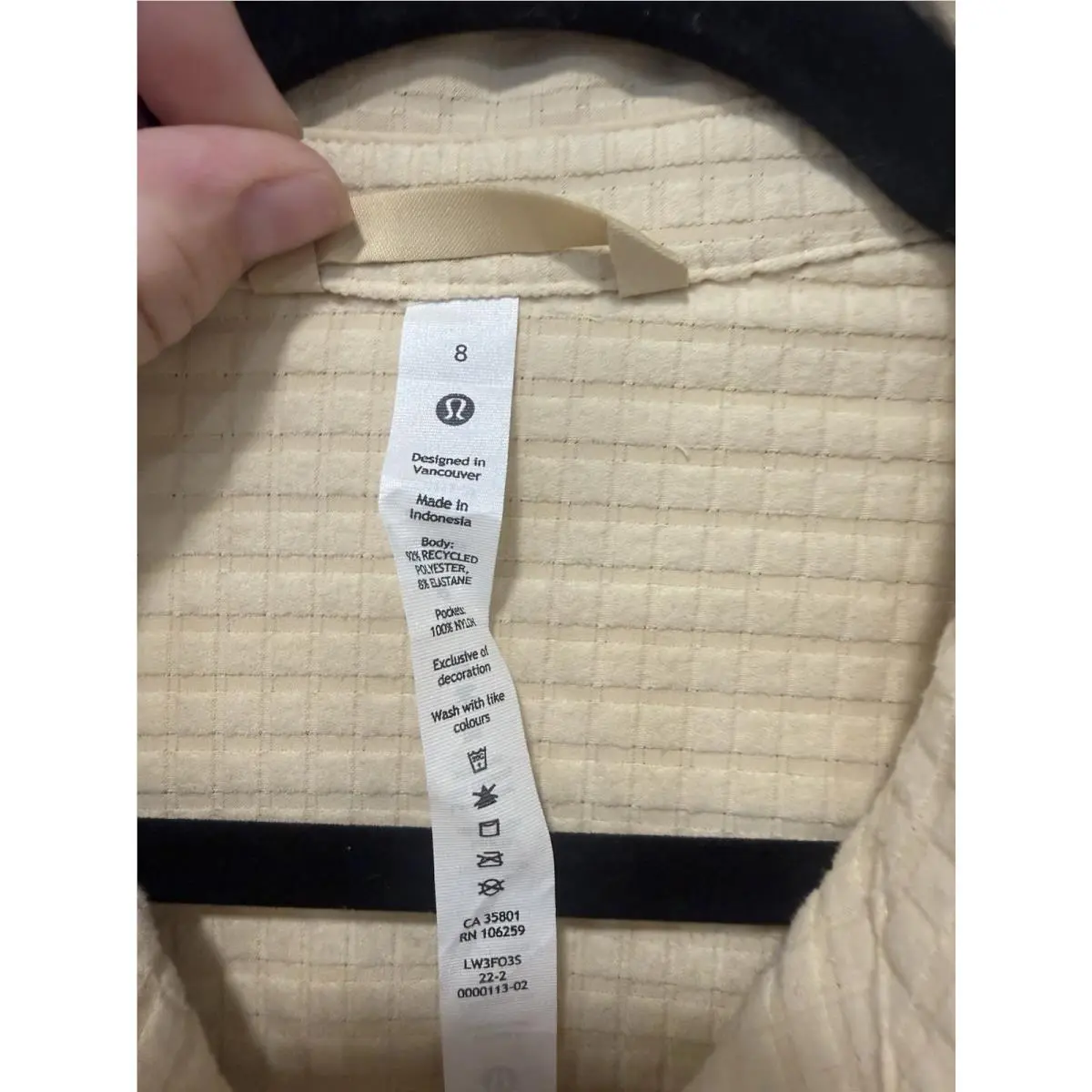 Lululemon clothing - Beige 4