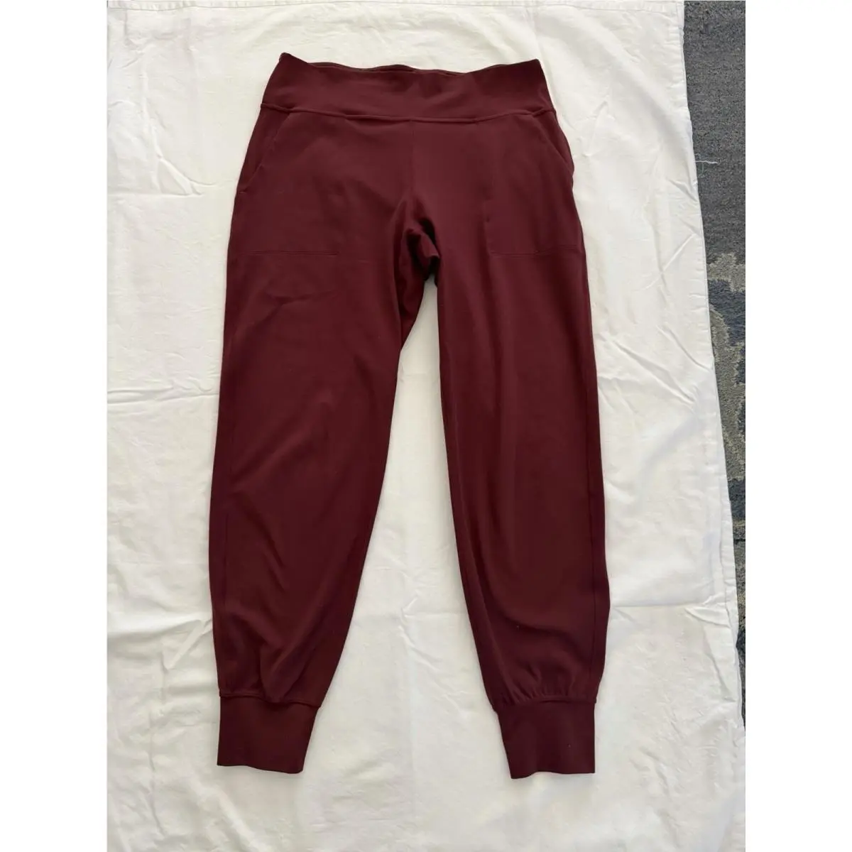 Women`s Lululemon Align High Rise Jogger Mulled Wine Front Pockets Size 18