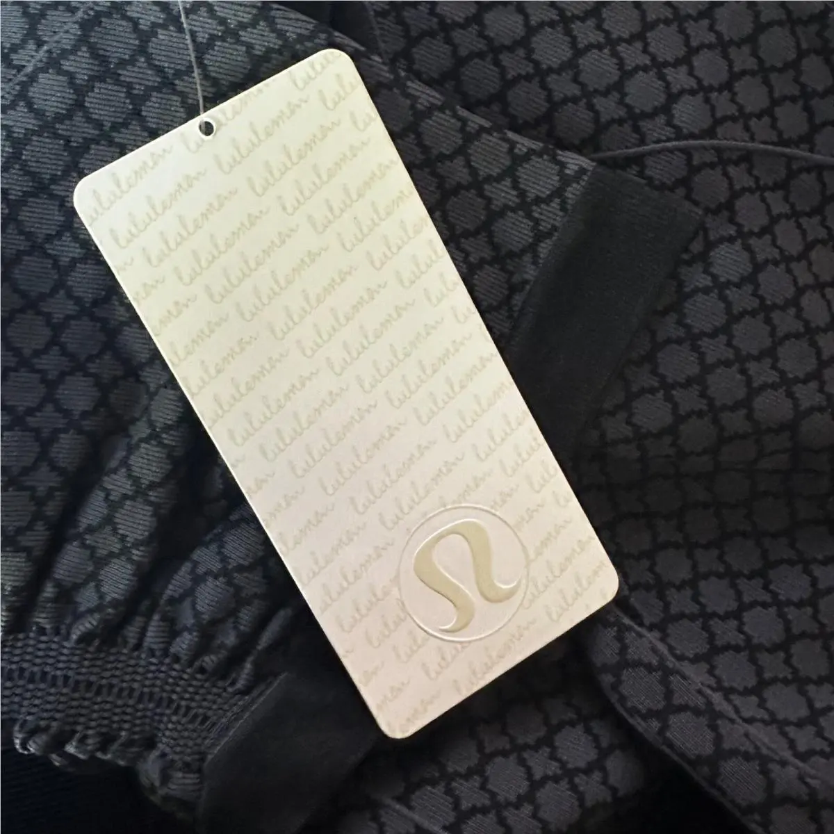 Lululemon clothing - Black 4