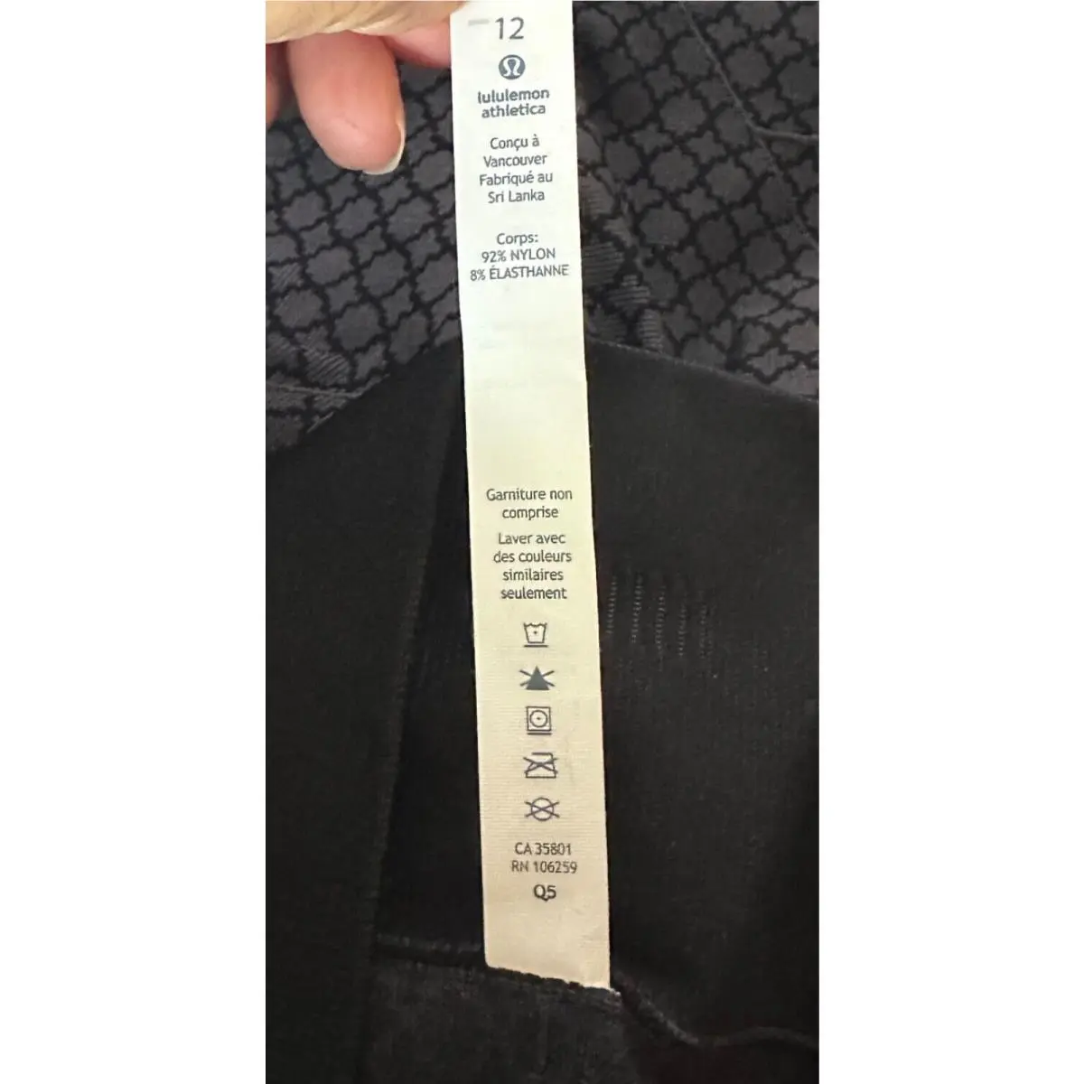 Lululemon clothing - Black 5