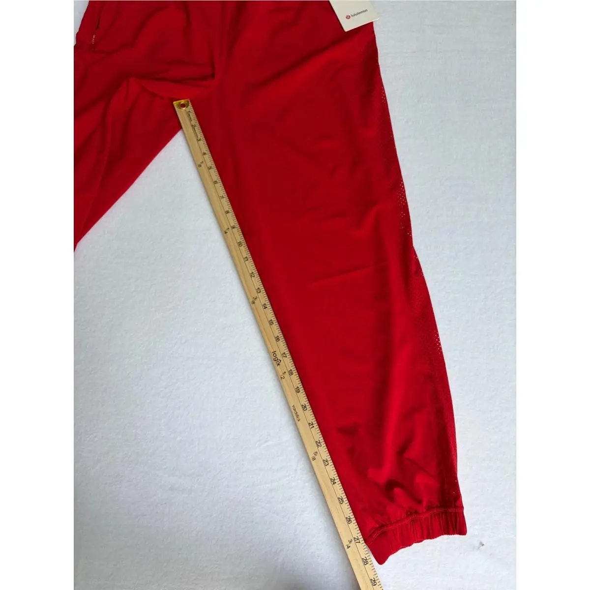 Lululemon clothing - Red 8