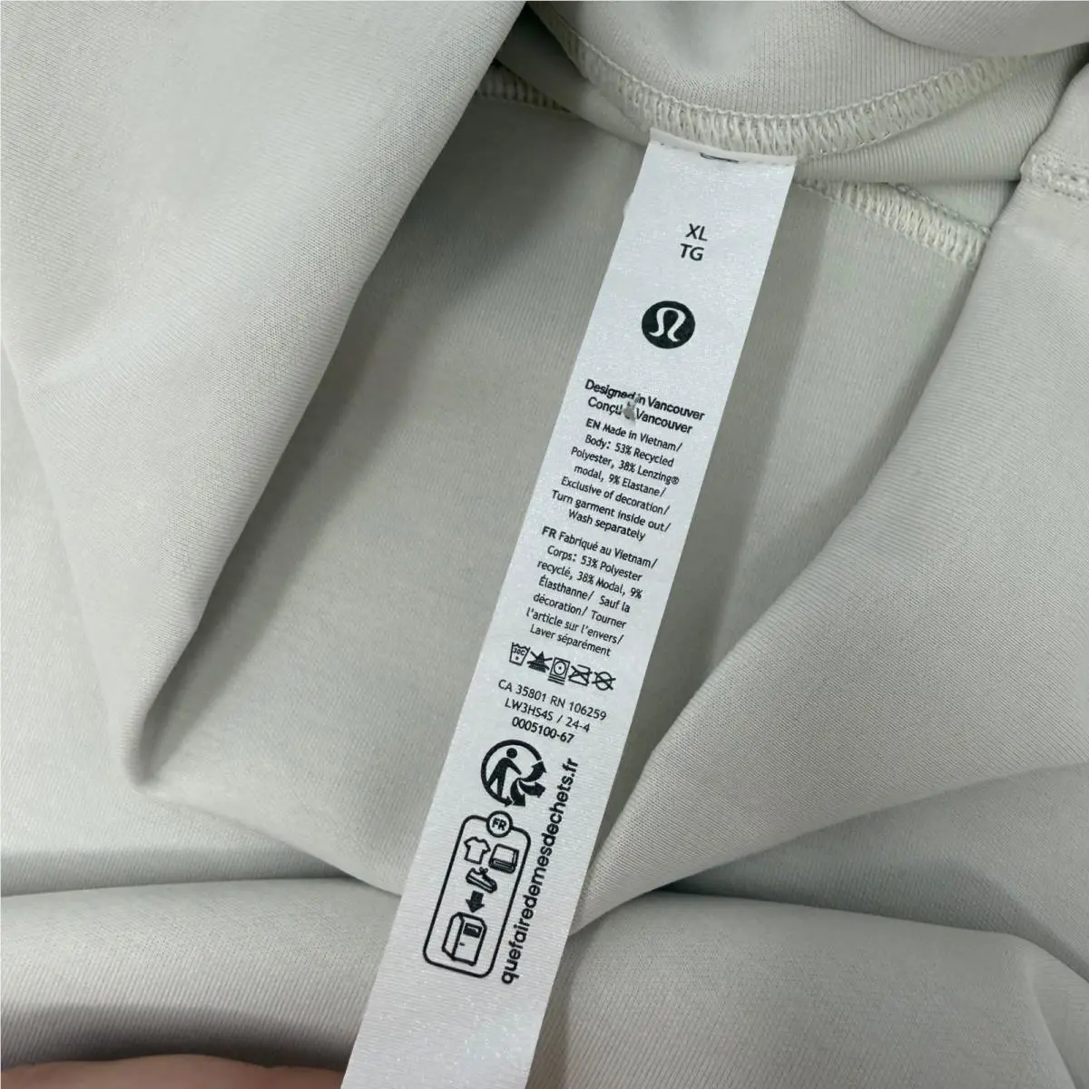 Lululemon clothing - White 3