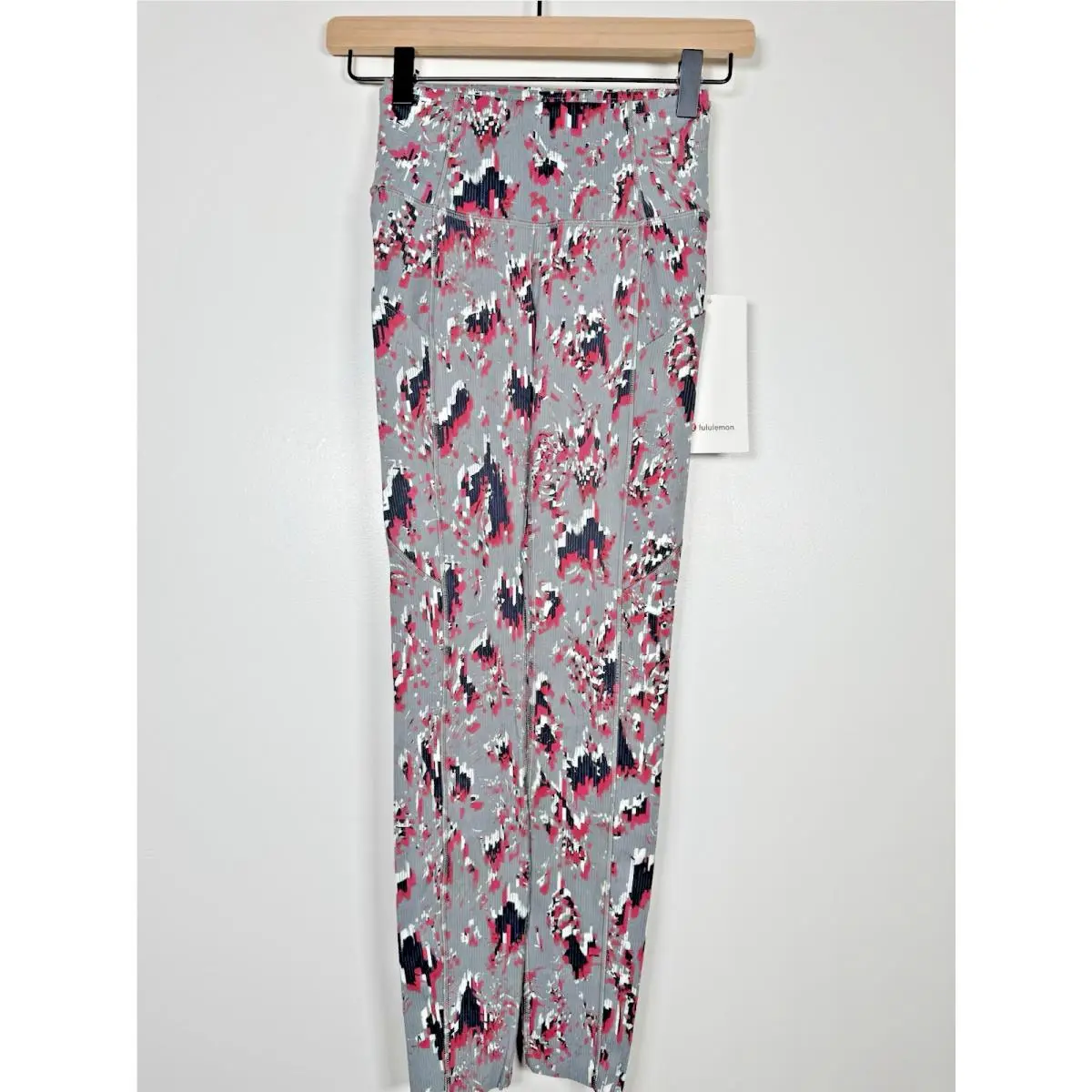 Lululemon clothing - Red 1