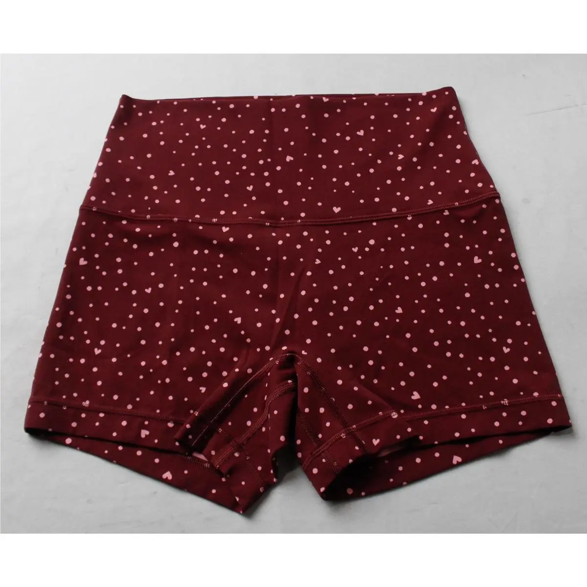 Lululemon Womens Align No Line HR 4 Short NC3 Heart Scatter Burgundy Bay Size 8