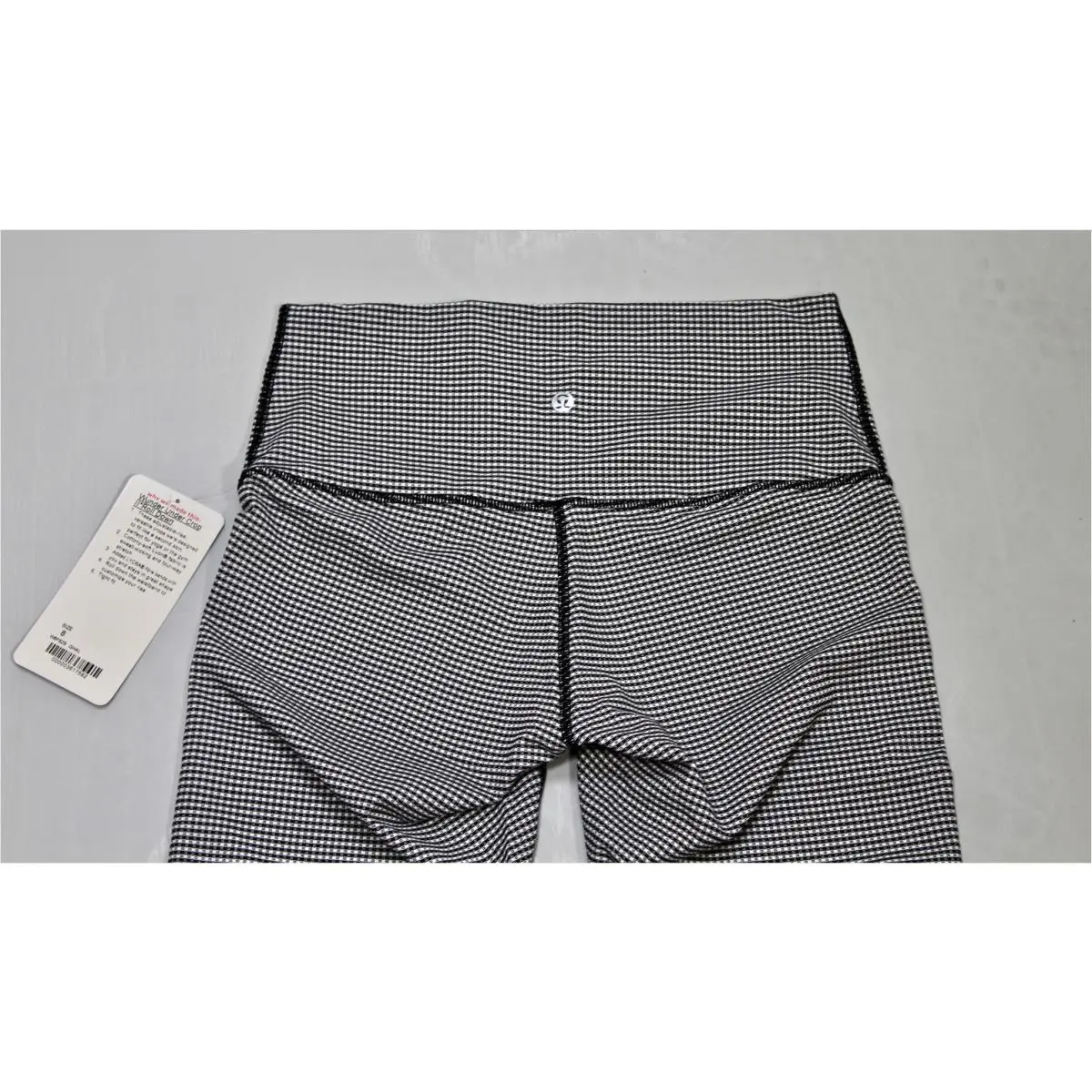 Lululemon clothing - Black/White 9
