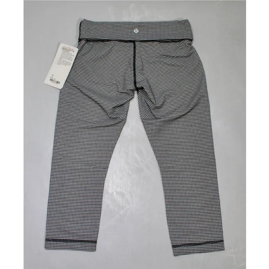 Lululemon clothing - Black/White 10