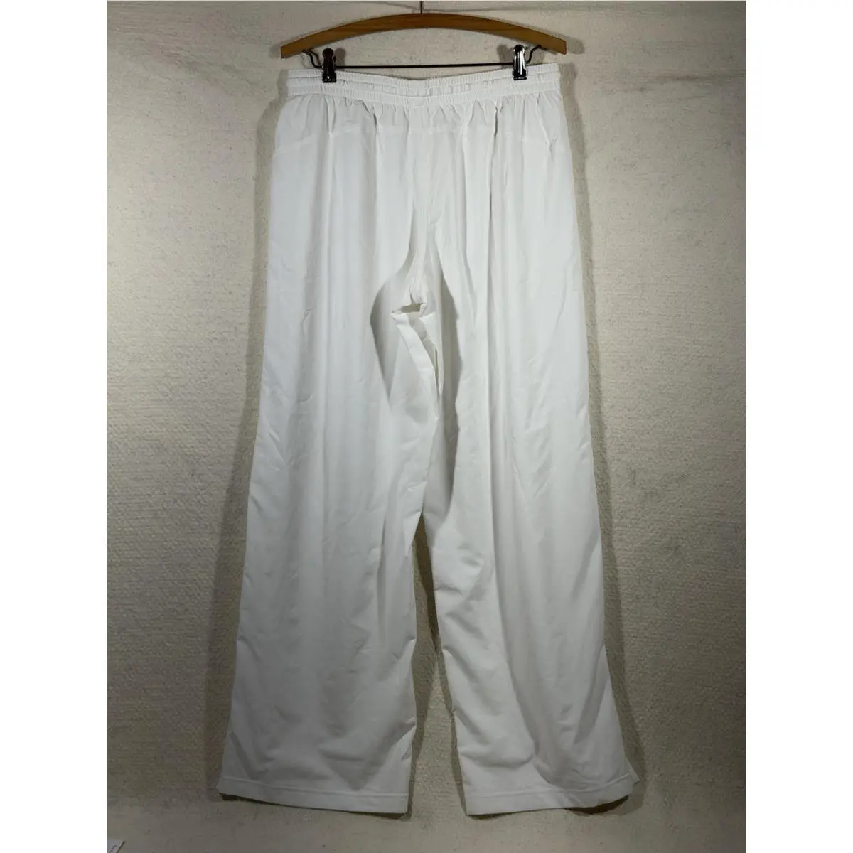 Lululemon clothing - White 10