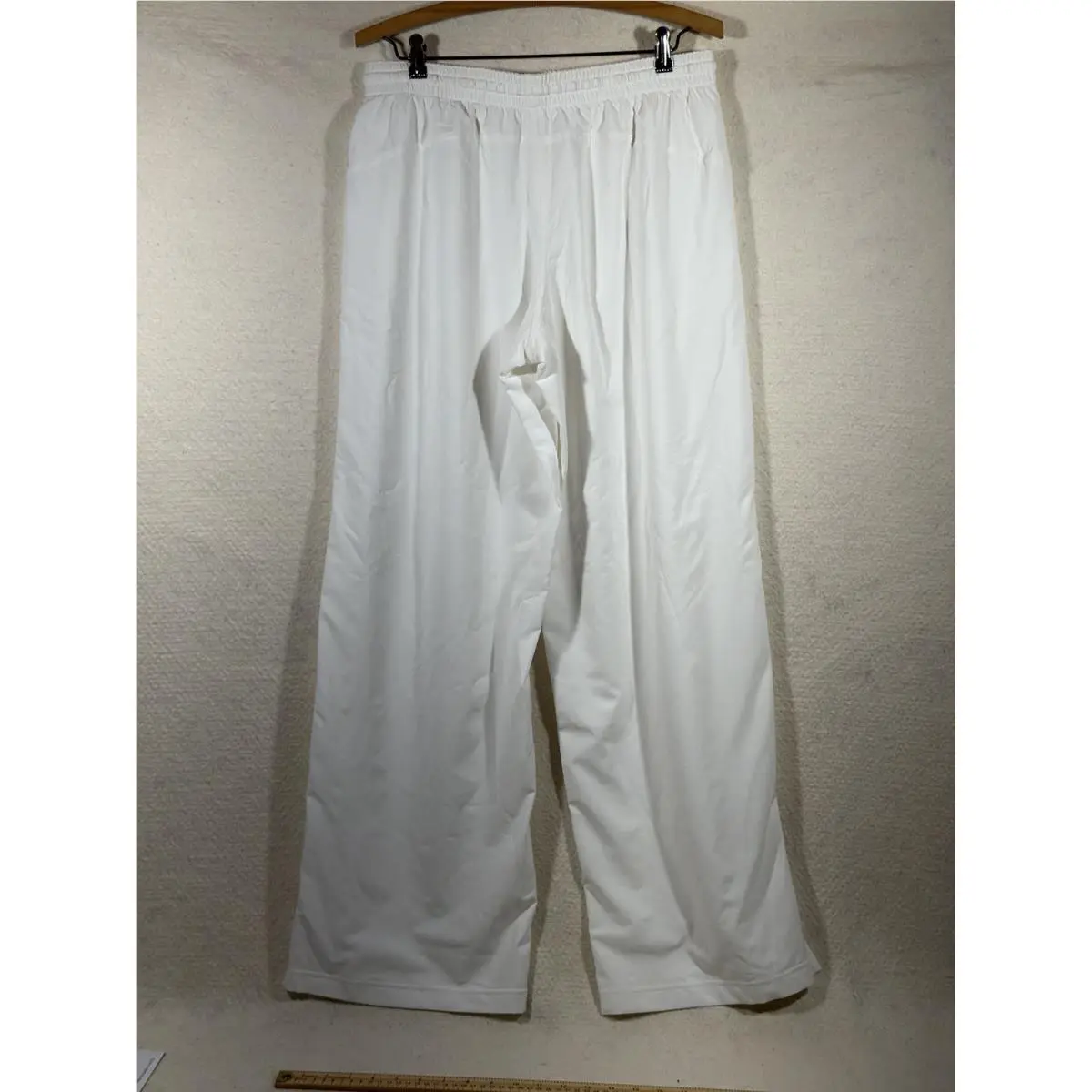 Lululemon clothing - White 14