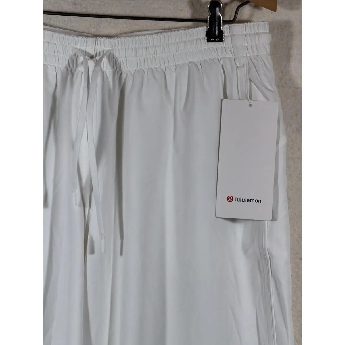 Lululemon clothing - White 6