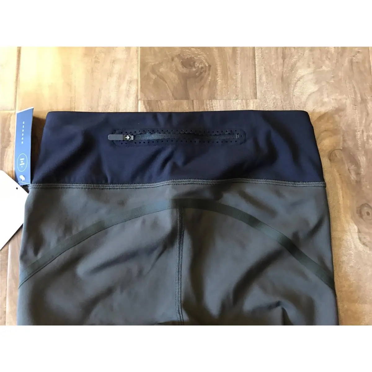 Lululemon clothing - Green 4