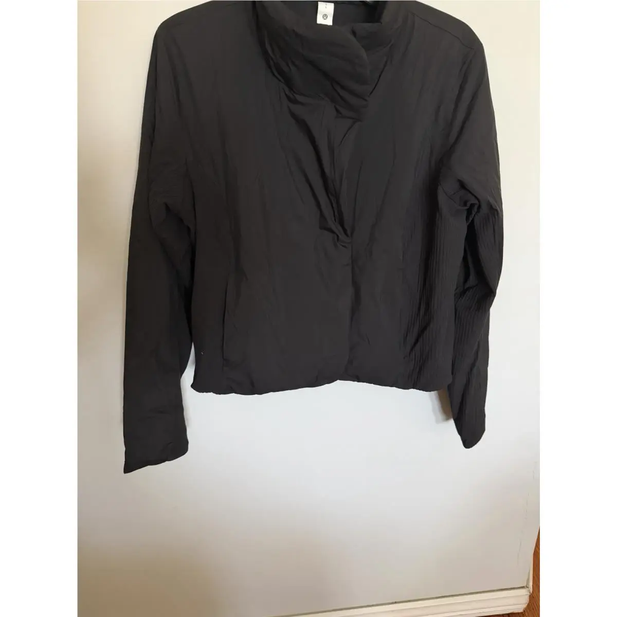 Lululemon Sleek City Primaloft Travel Puffer Jacket Black Women Size XS