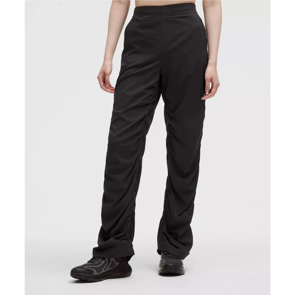 Lululemon Women`s Size XS Black Dance Studio Slim Fit High Rise Flare Pants