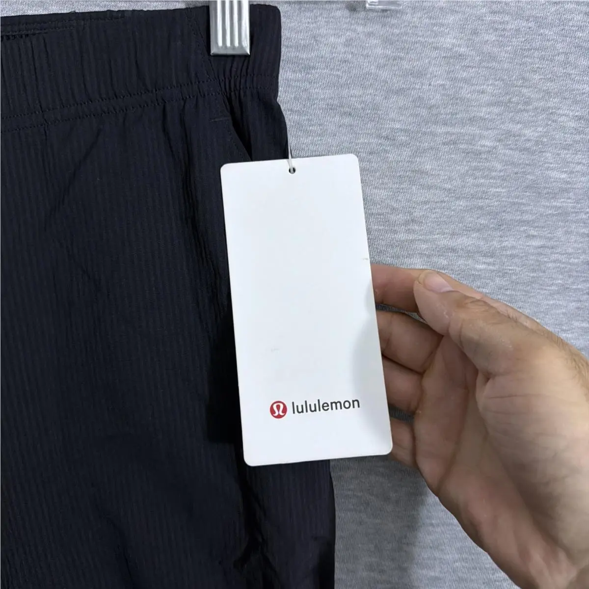 Lululemon clothing - Black 4