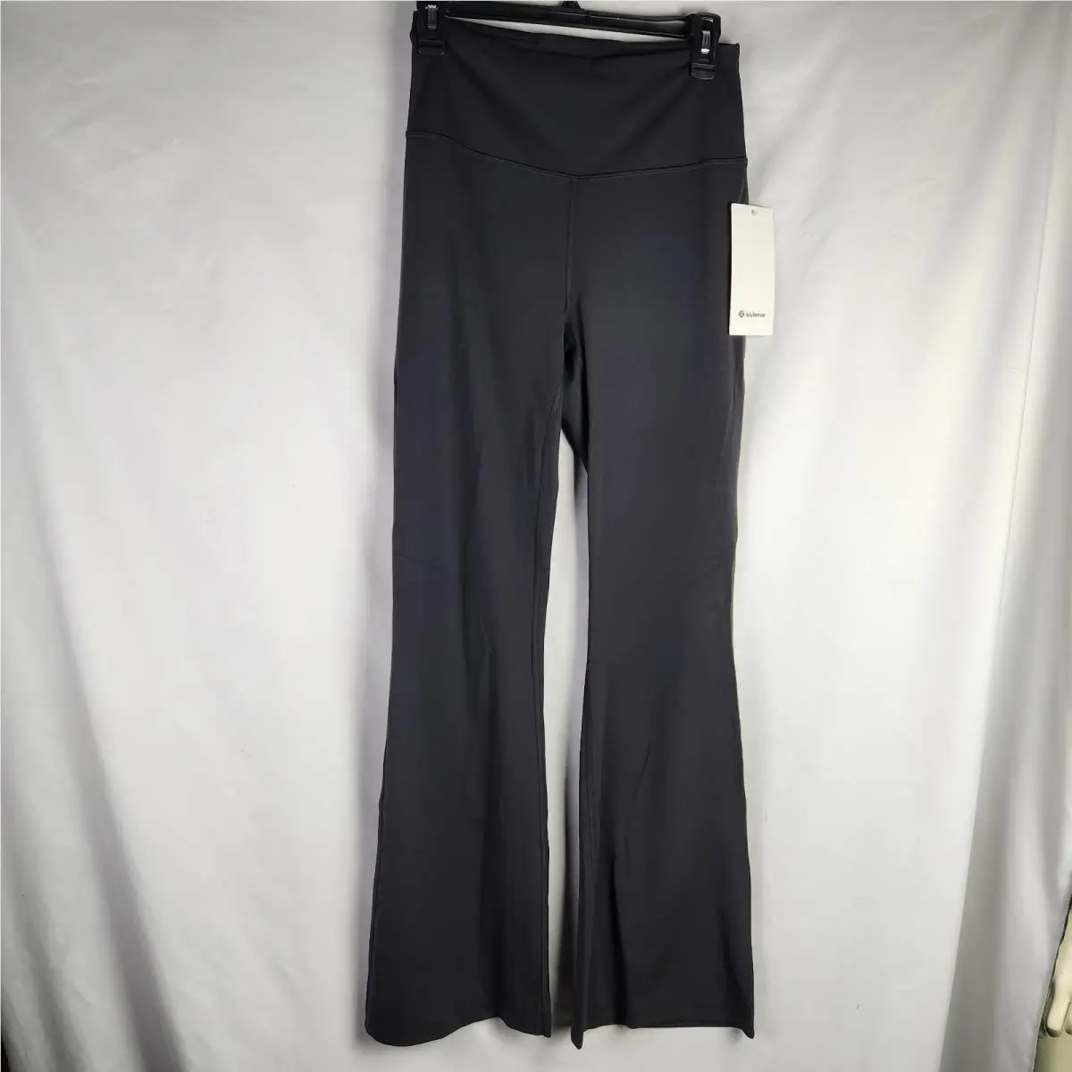 Lululemon Groove Shr Nulu Flared Pant Size 8 Black Regular