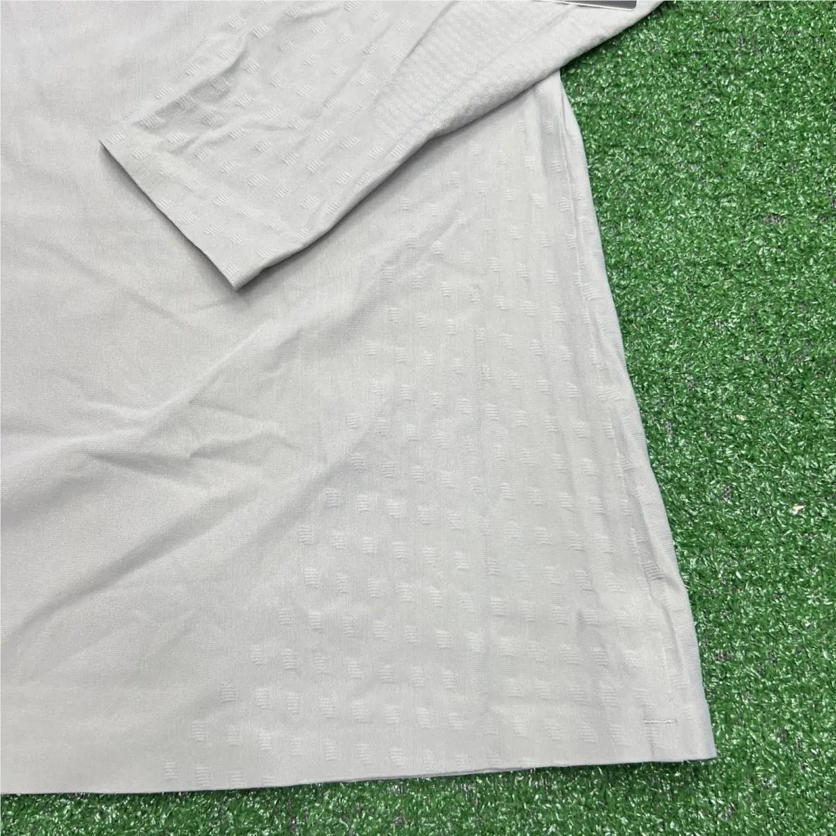 Lululemon clothing - Gray 4