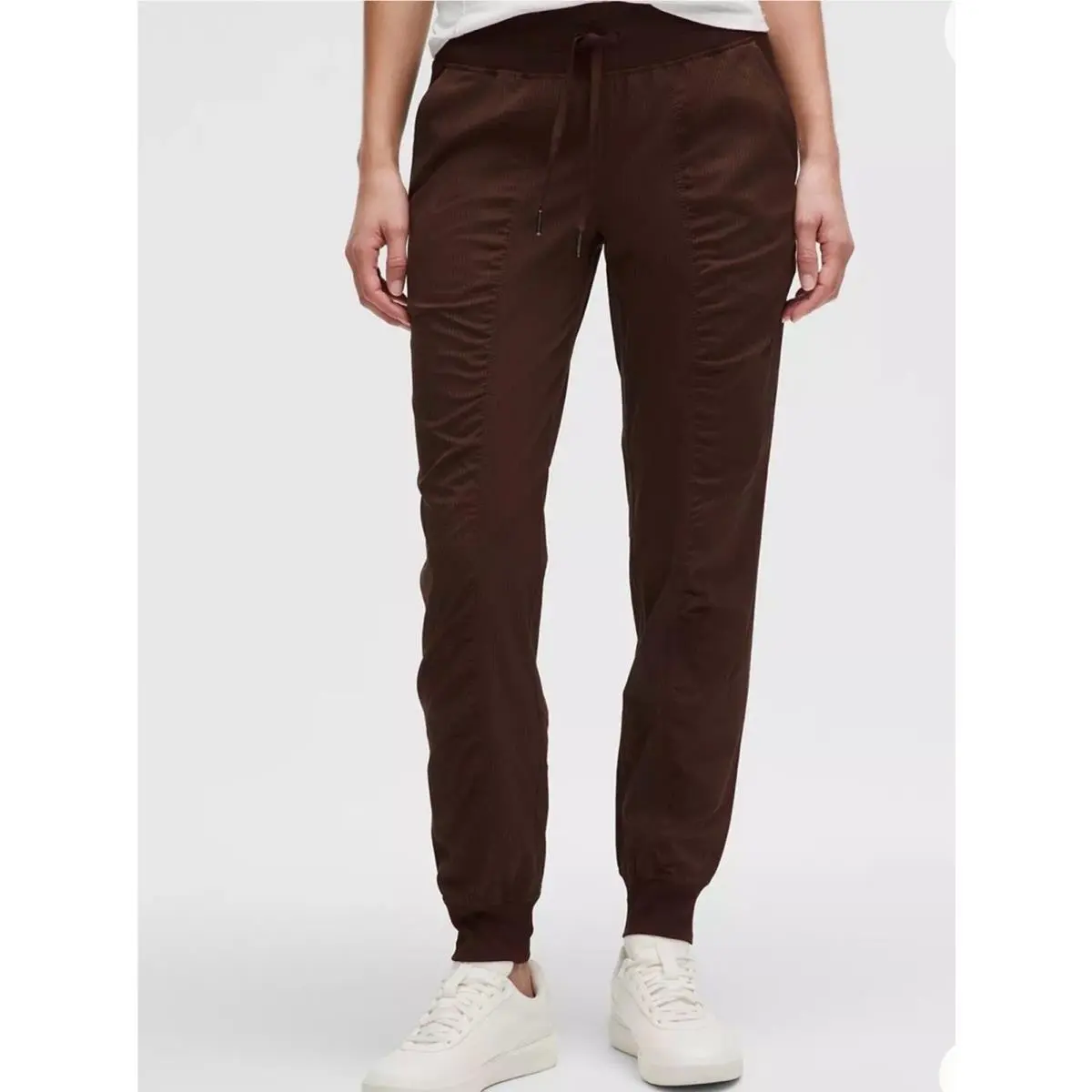 Lululemon Dance Studio Mid Rise Jogger Pants Brown Size 4 Lightweight Travel