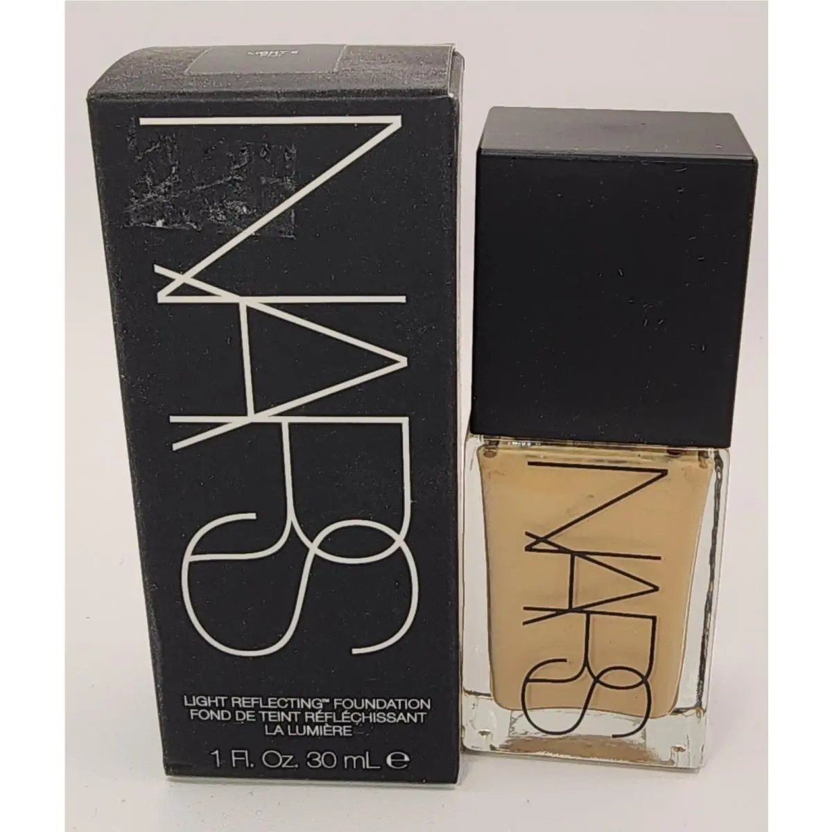 Nars Light Reflecting Foundation in Shade Light 5 Fiji 1oz/30ml