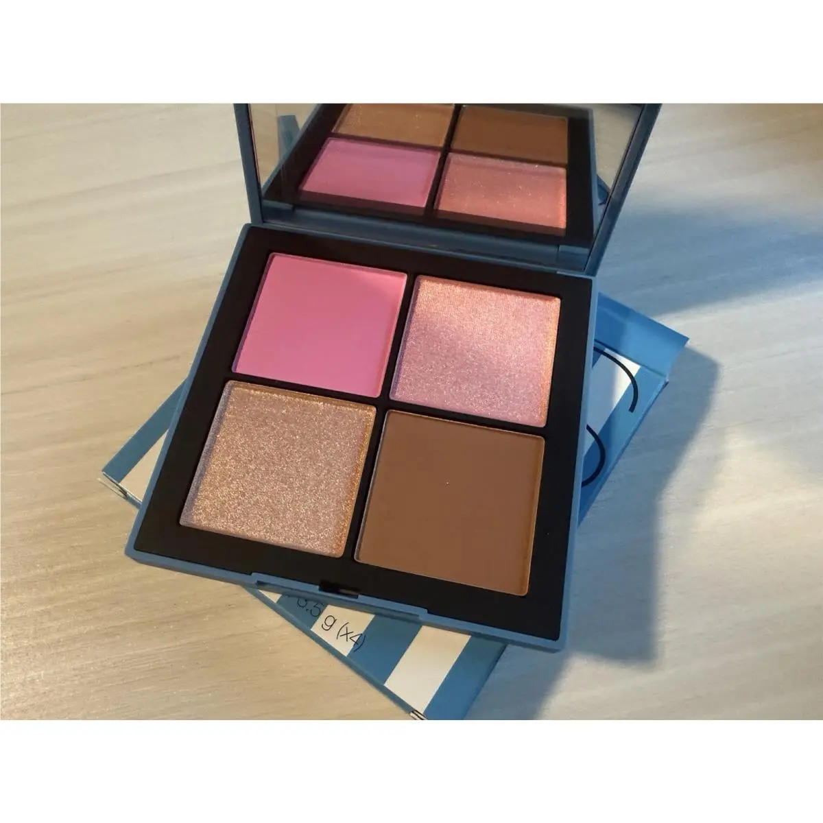Nars Hot Escape Cheek Palette 1 Blush Highlighter Limited Edition - Light