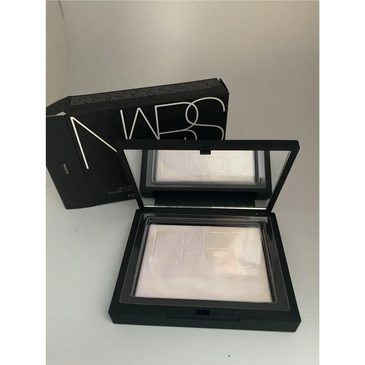 Nars Light Reflecting Prismatic Pressed Powder - Aurora - Limited Edition